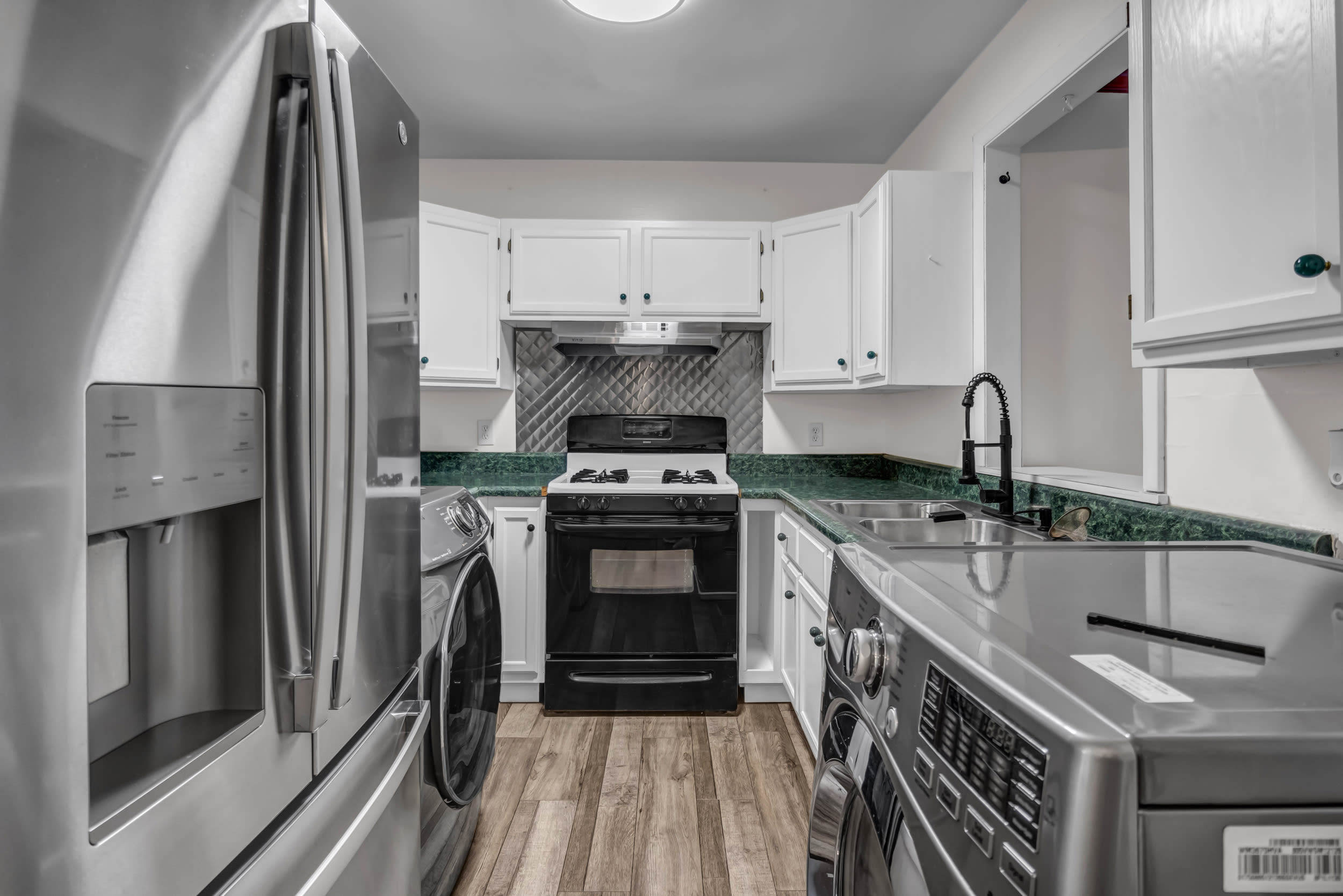 608 Brunswick Road – photo 4