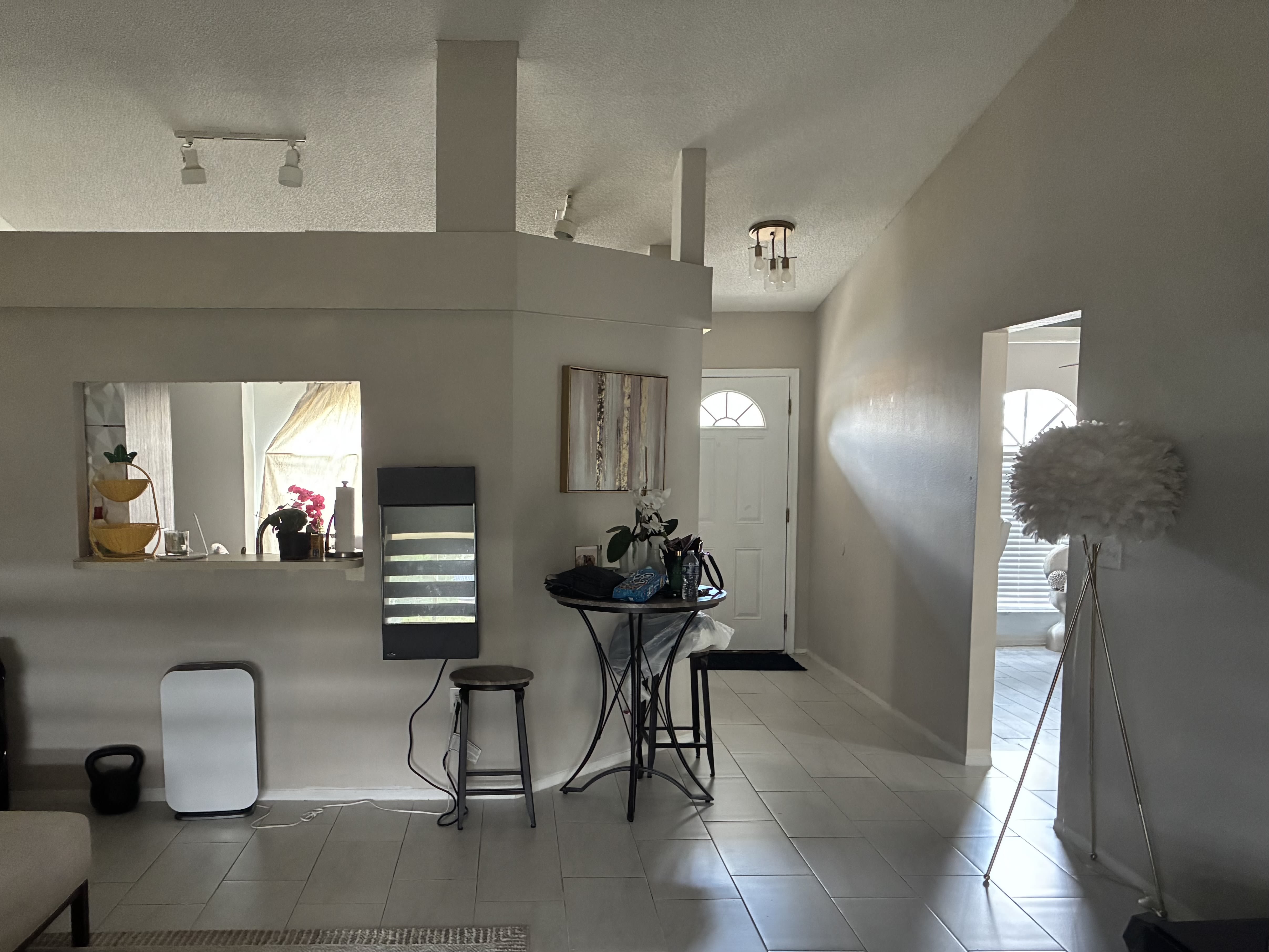 766 Hunt Dr – photo 2
