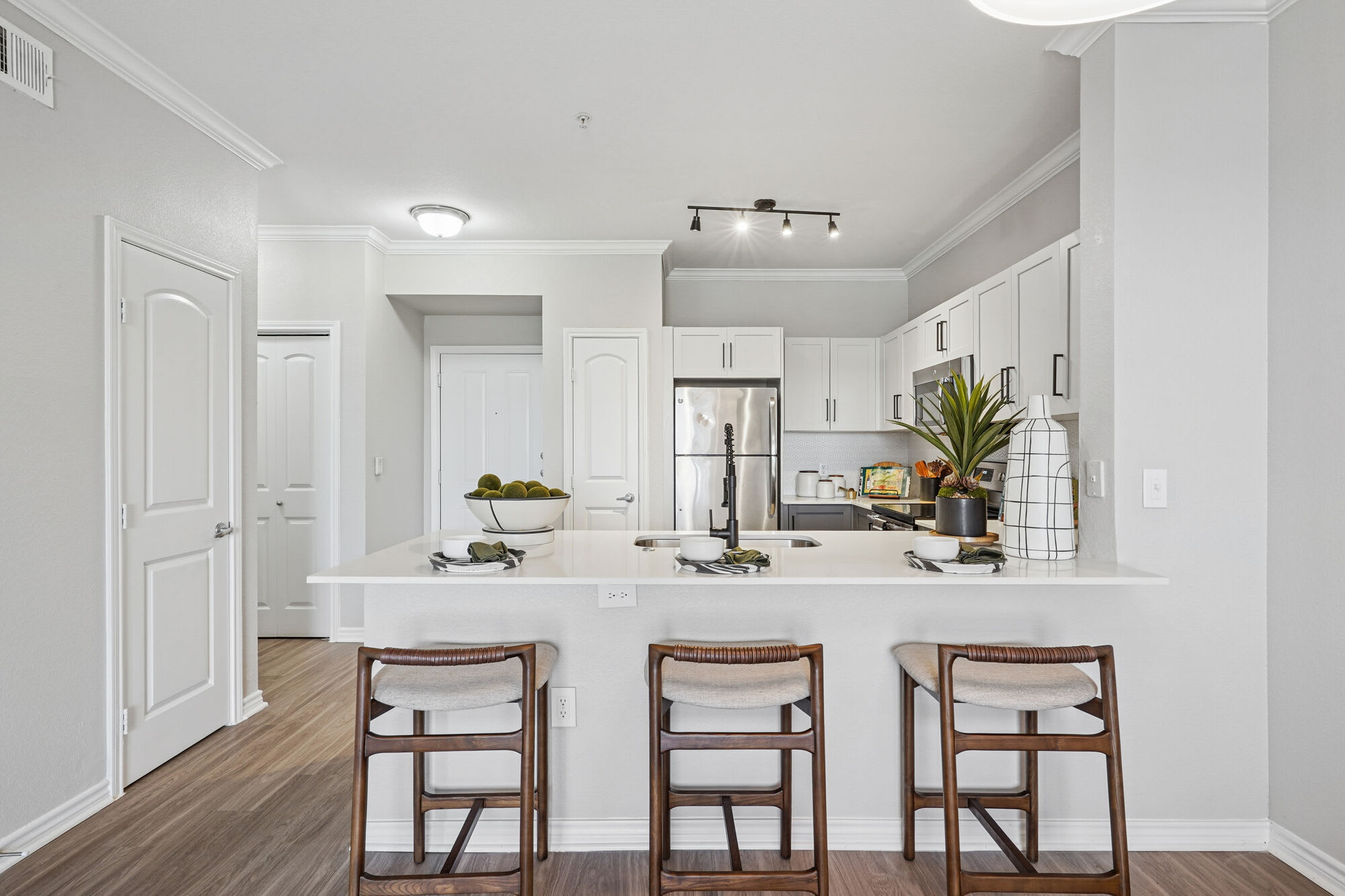Neo At Midtown Apartments – photo 4