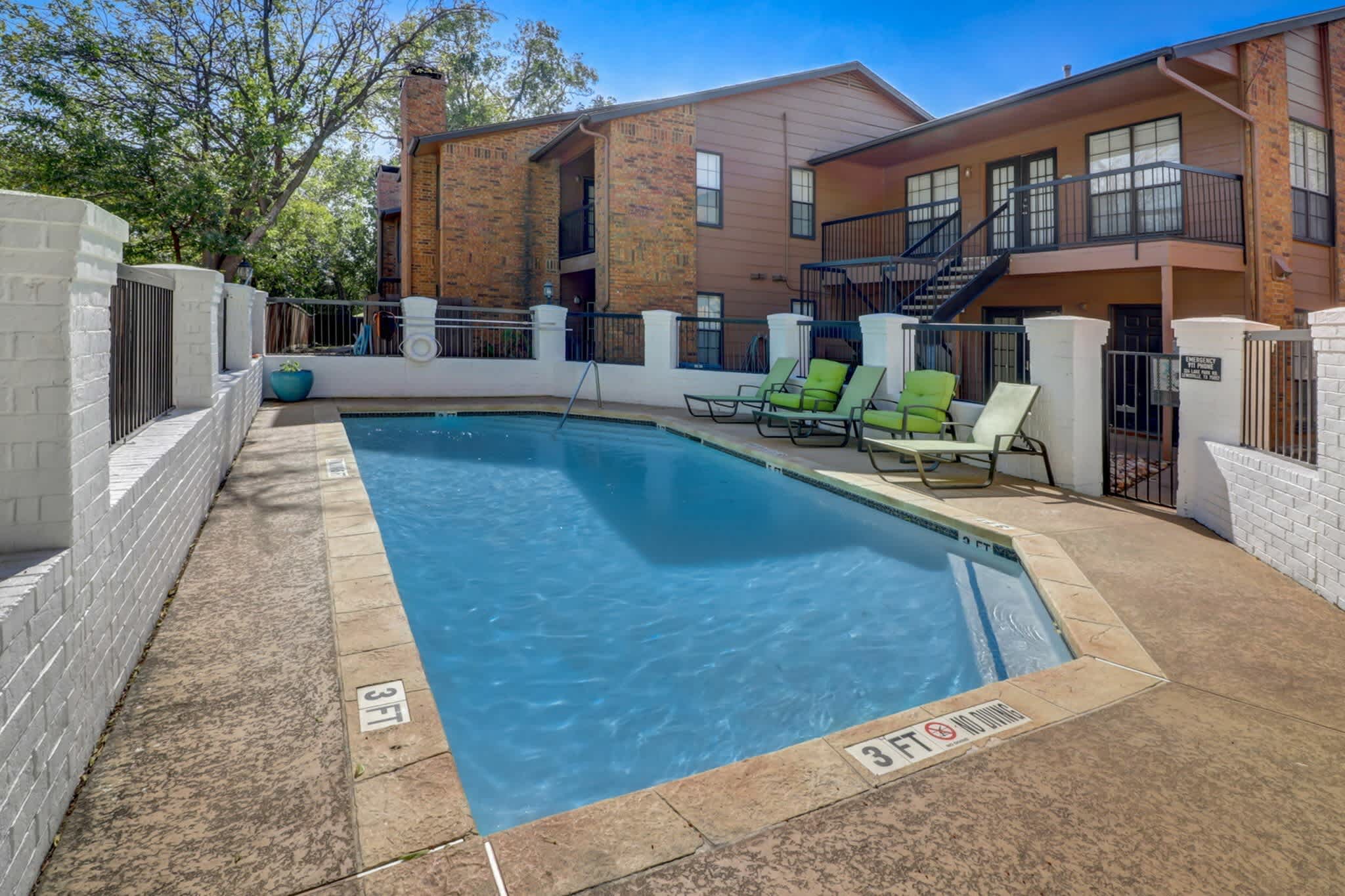Lakeland Apartments – photo 5