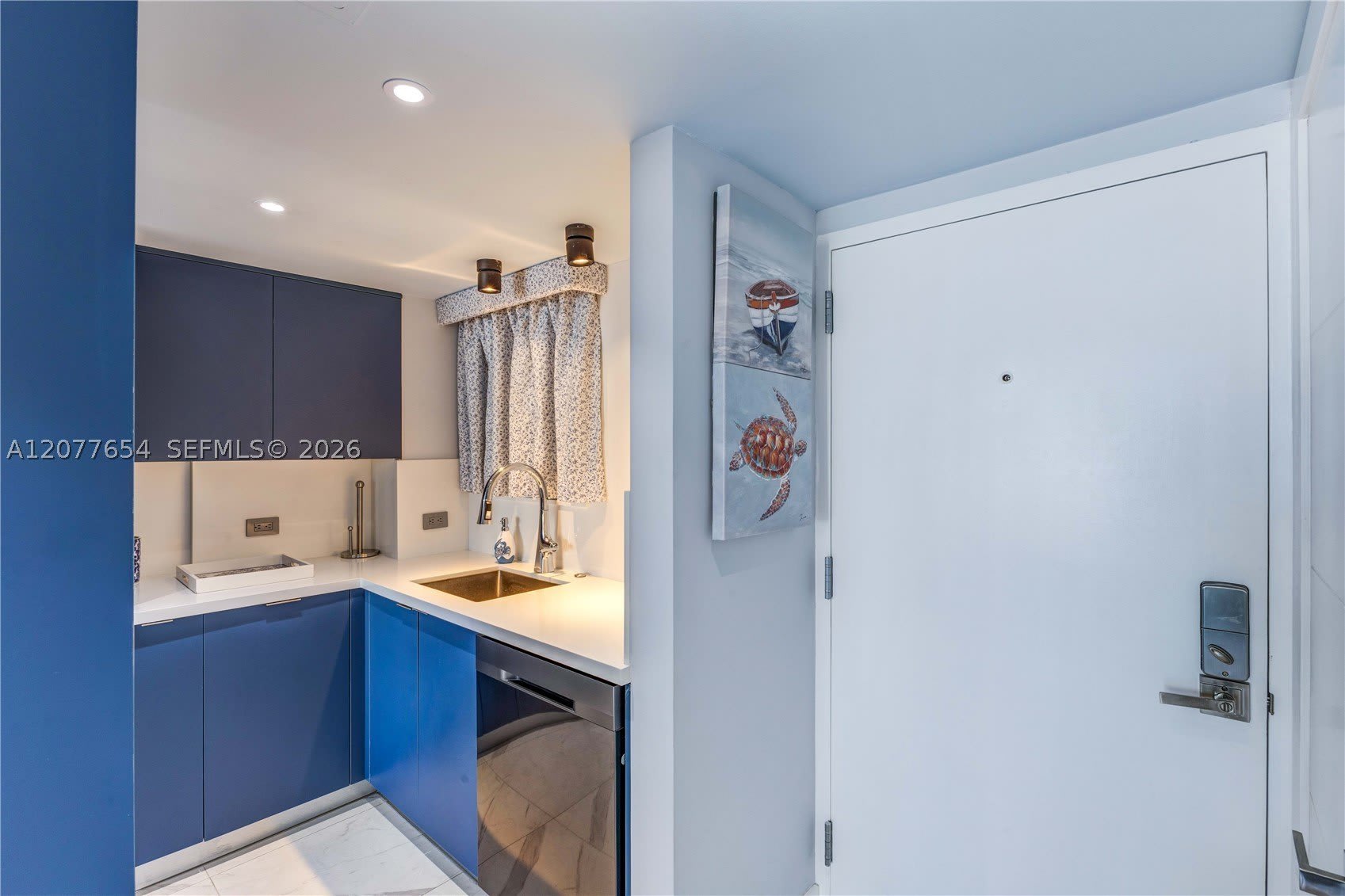 1345 Lincoln Rd – photo 5