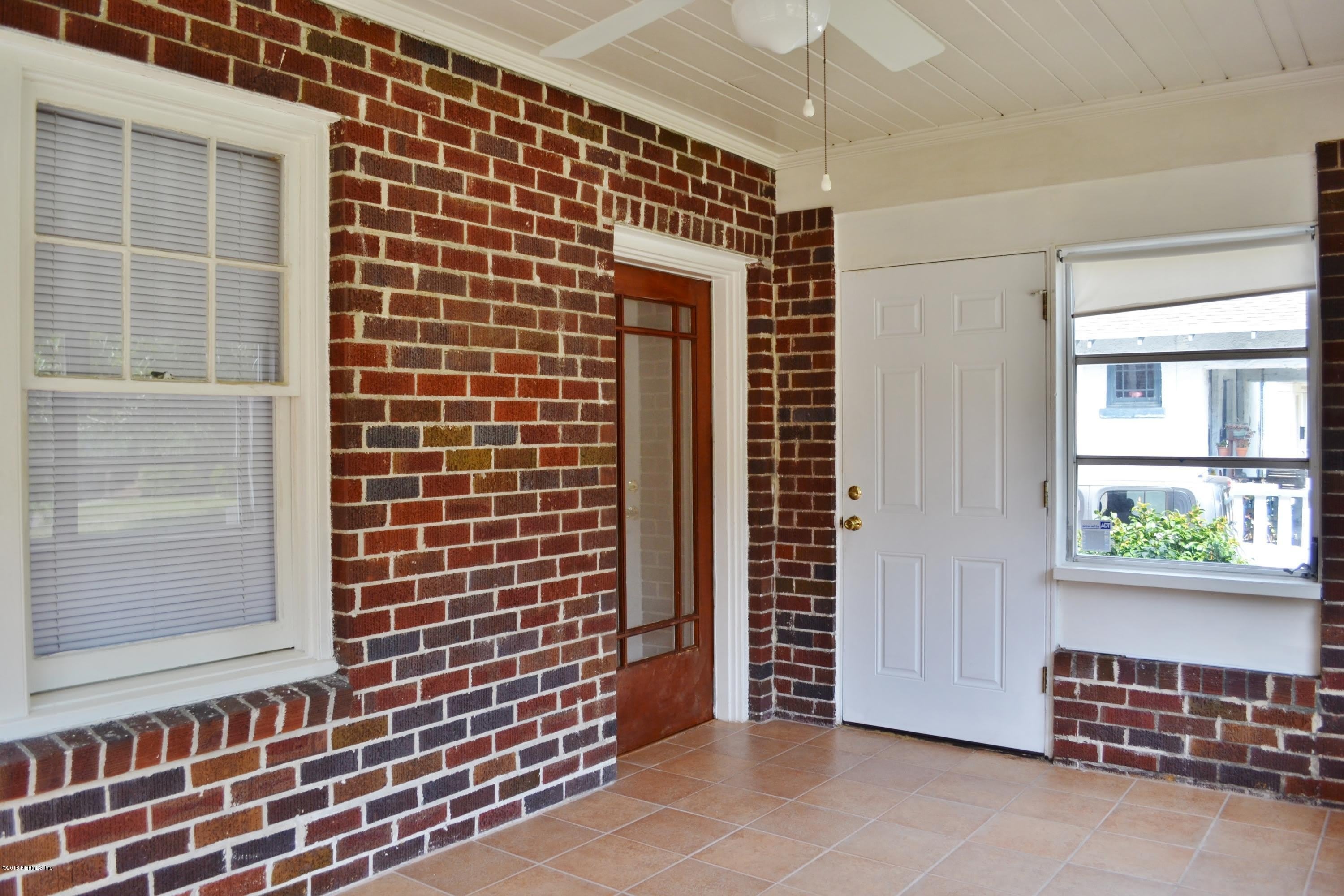 2559 DELLWOOD Avenue – photo 4