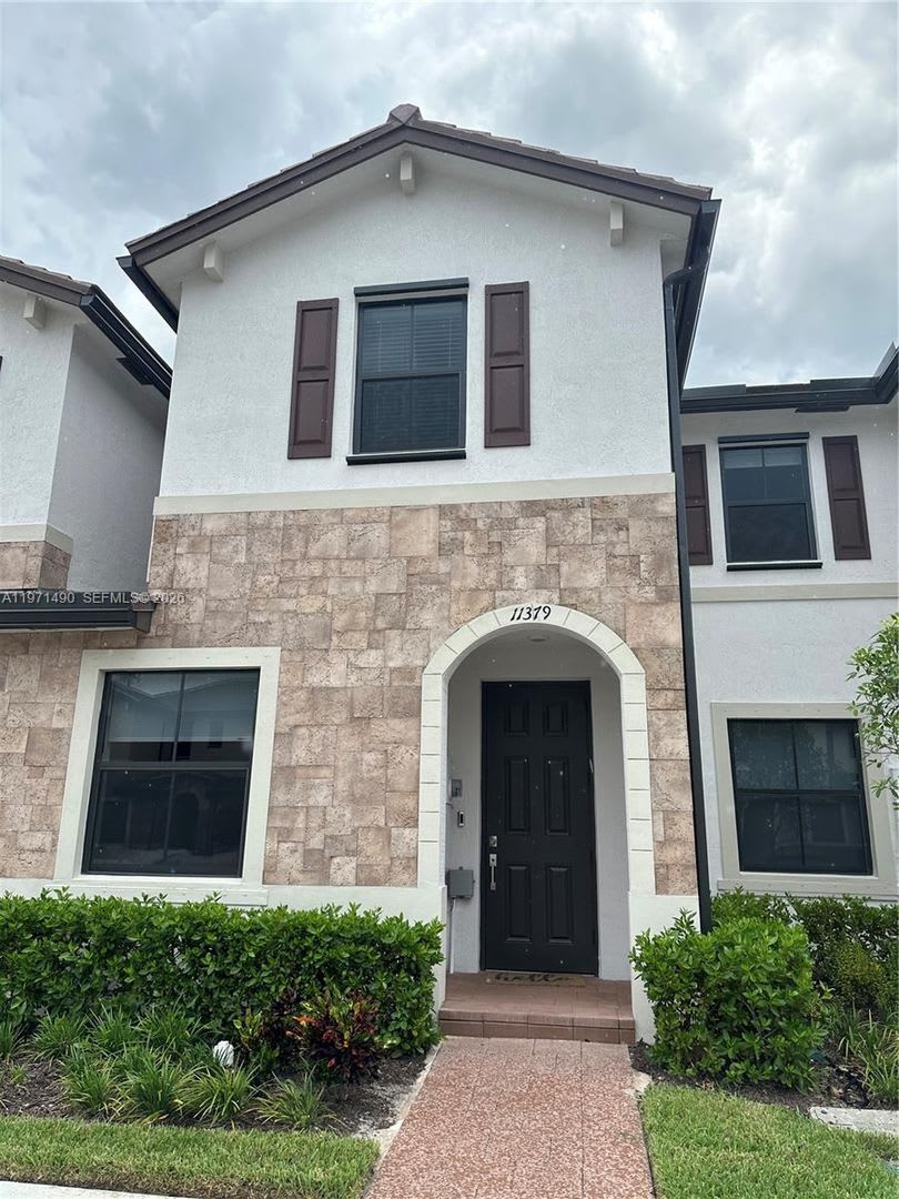11379 W 34th Way, Hialeah, FL 33018 – photo 4
