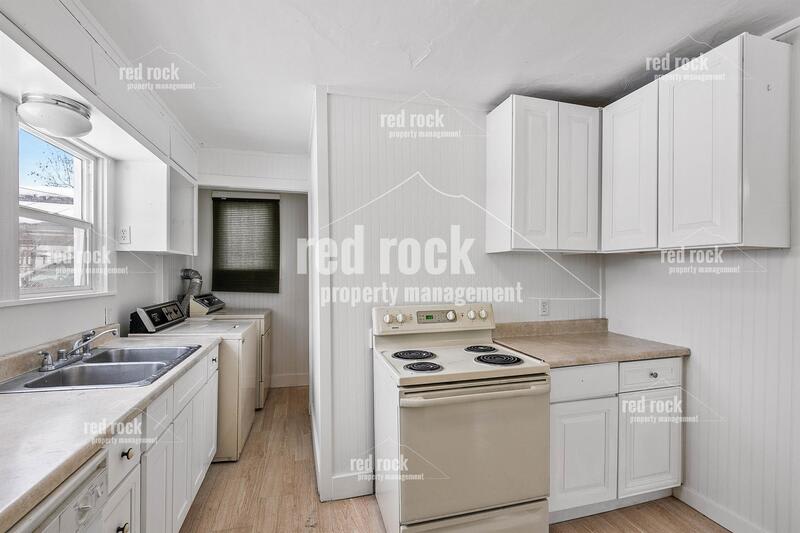 1517 East Bridgeport Avenue – photo 3