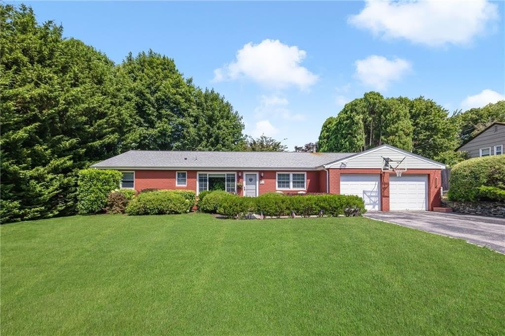 288 Green End Avenue – photo 2