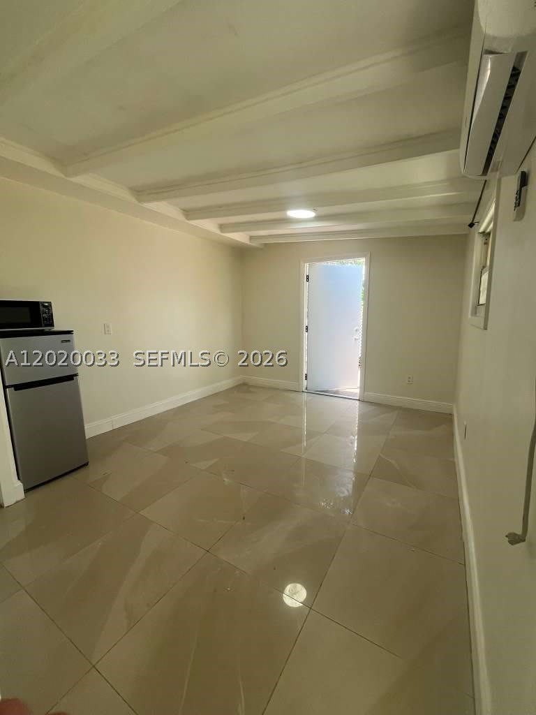 1629 Ne 177 St – photo 2