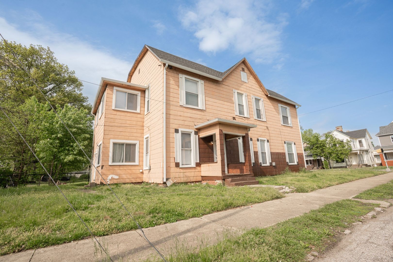 Bright Newly Remodeled 1BR House in Terre Haute Apt 2 – photo 2