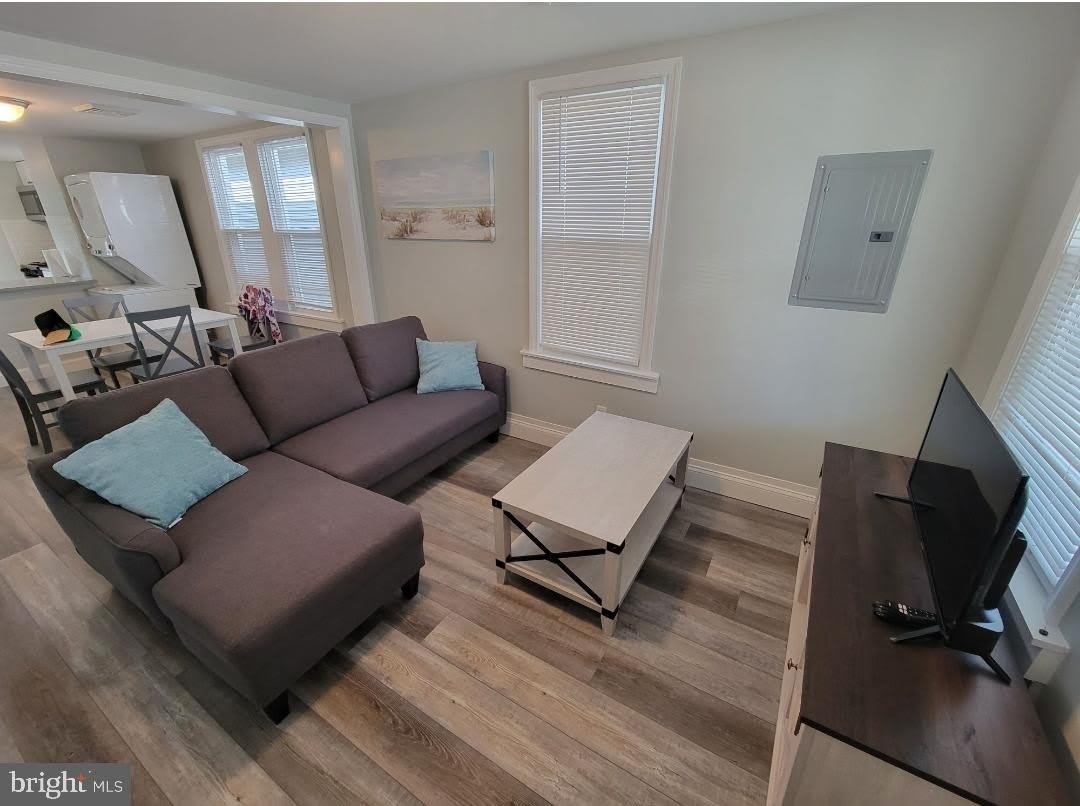 4600 ARCTIC Avenue – photo 2