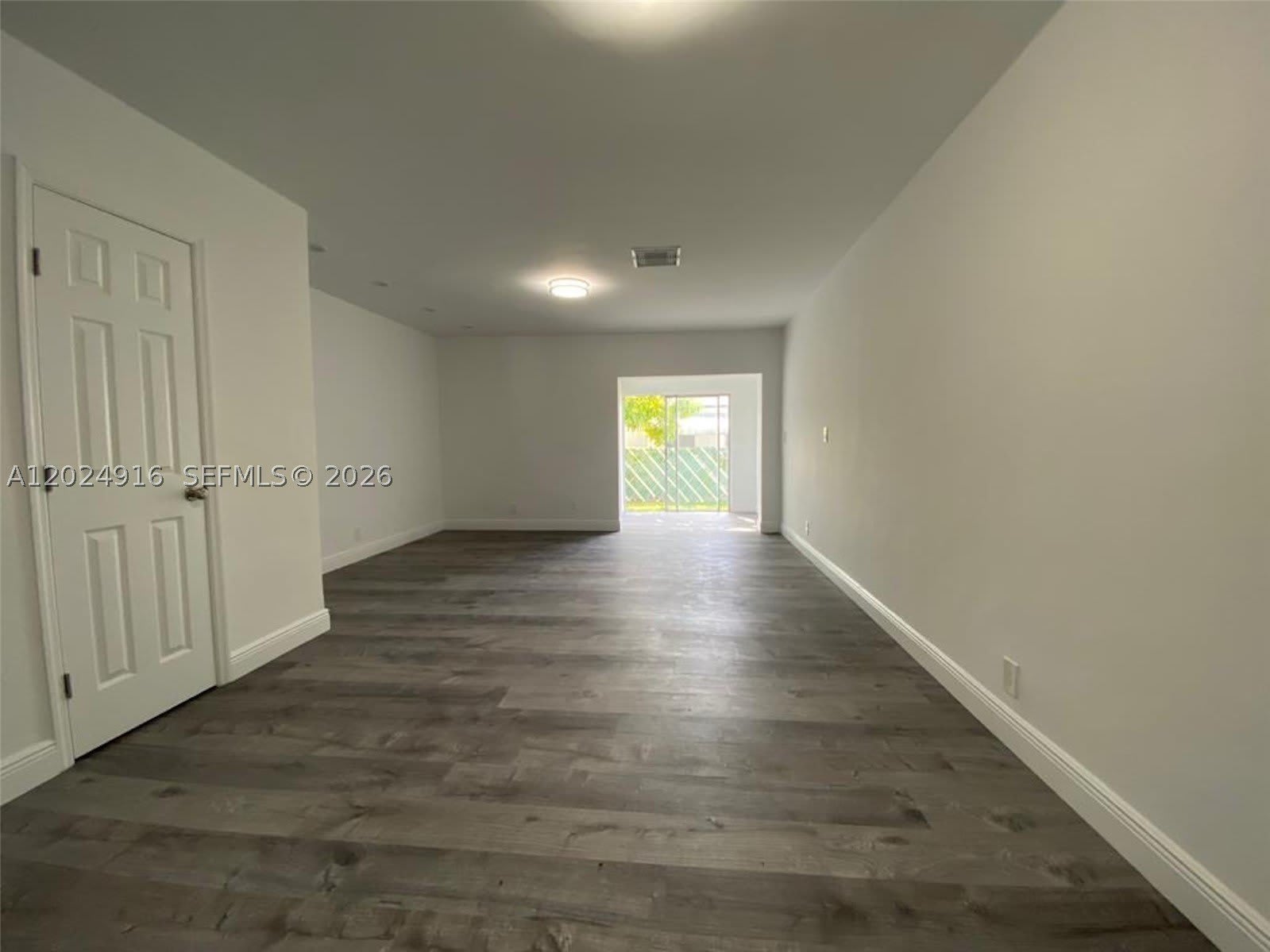 2460 Taylor St – photo 2