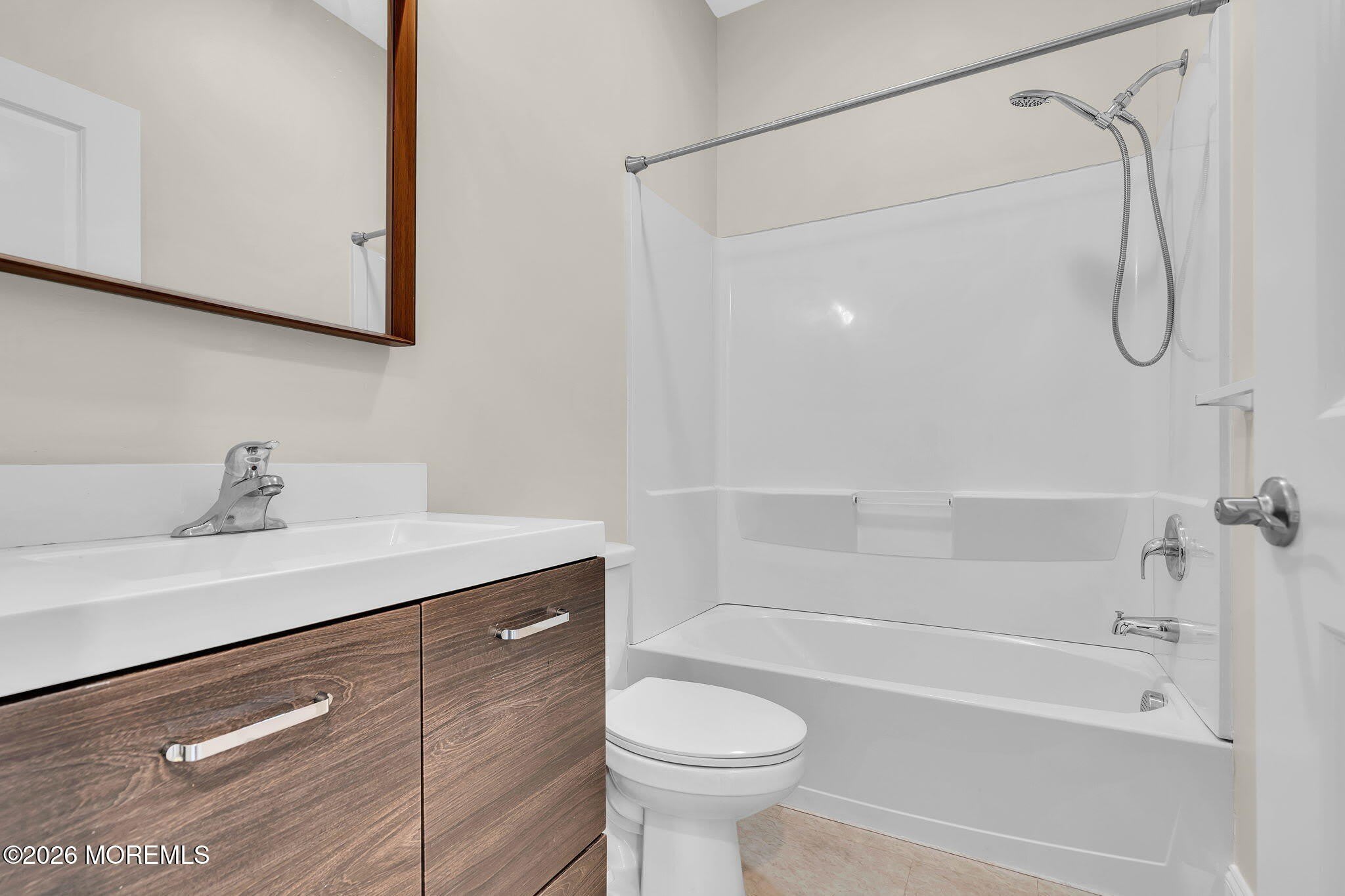 48 Flint Road – photo 5