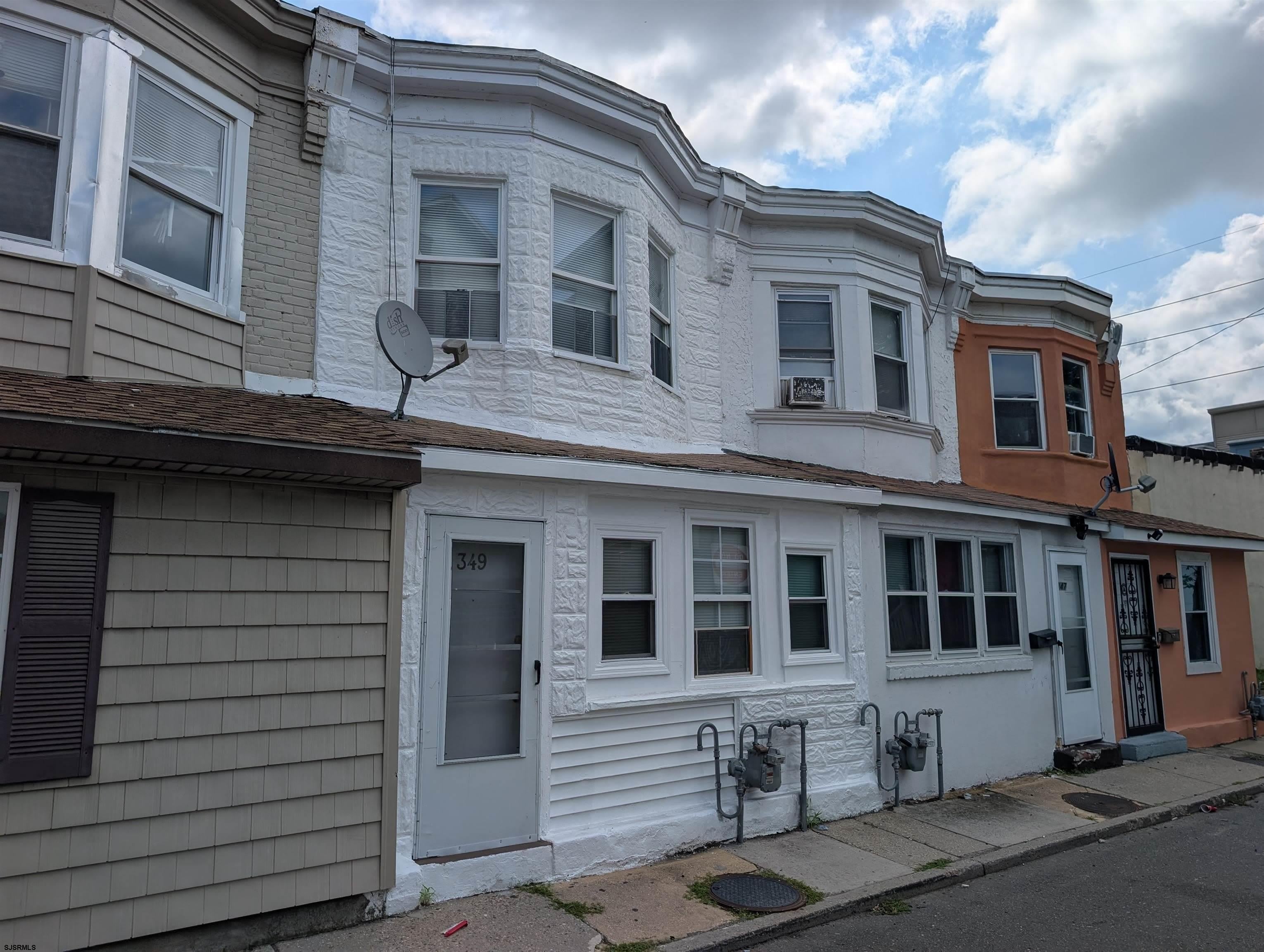 349 N Ocean Ave – photo 2