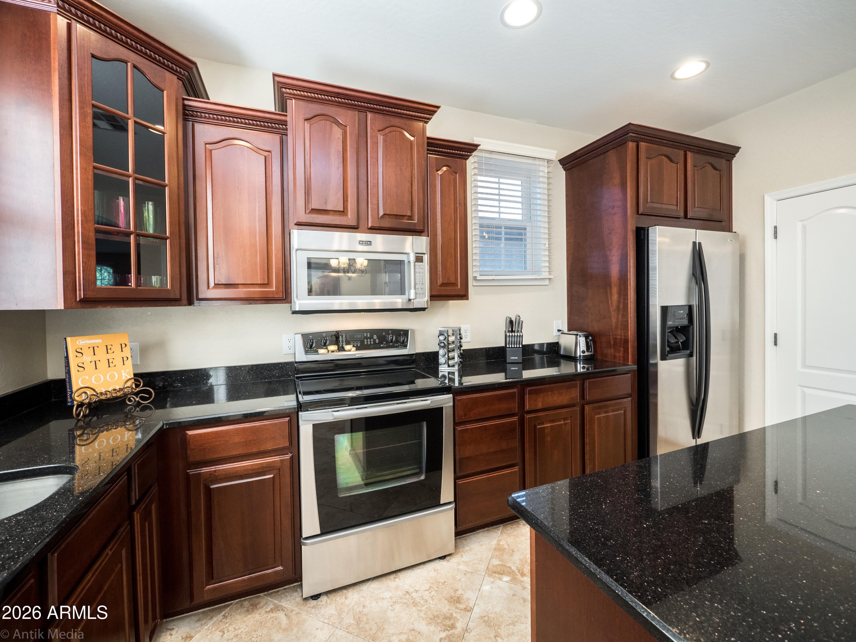 1628 E CANYON CREEK Drive – photo 4