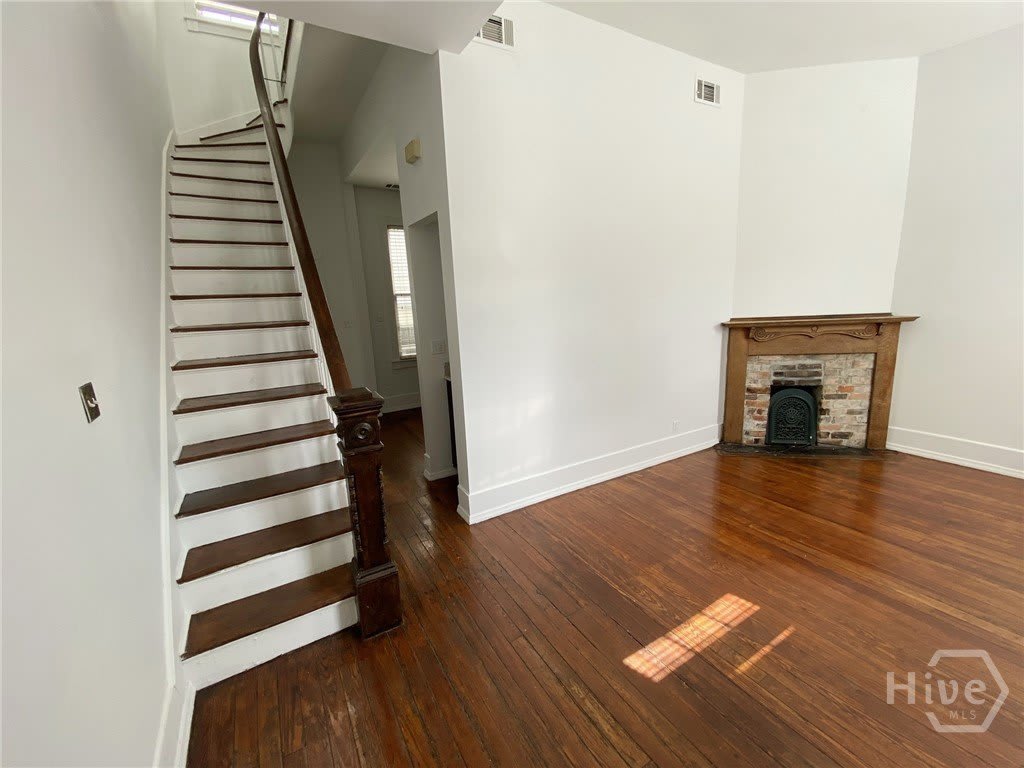 506 E York Street – photo 4