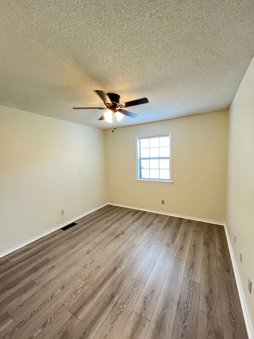 COMPLETELY REMODELED 3 bedroom house in North Fayetteville – photo 3