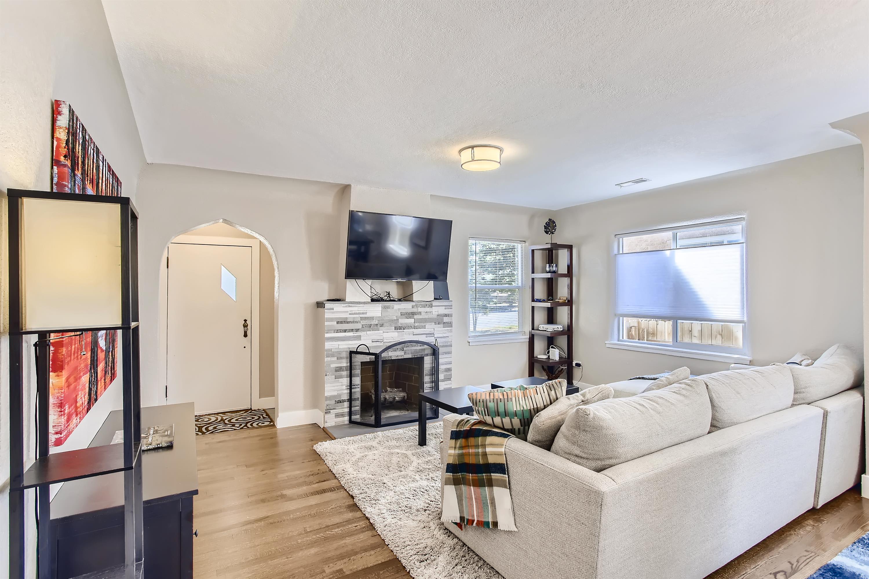 3457 Steele Street – photo 5