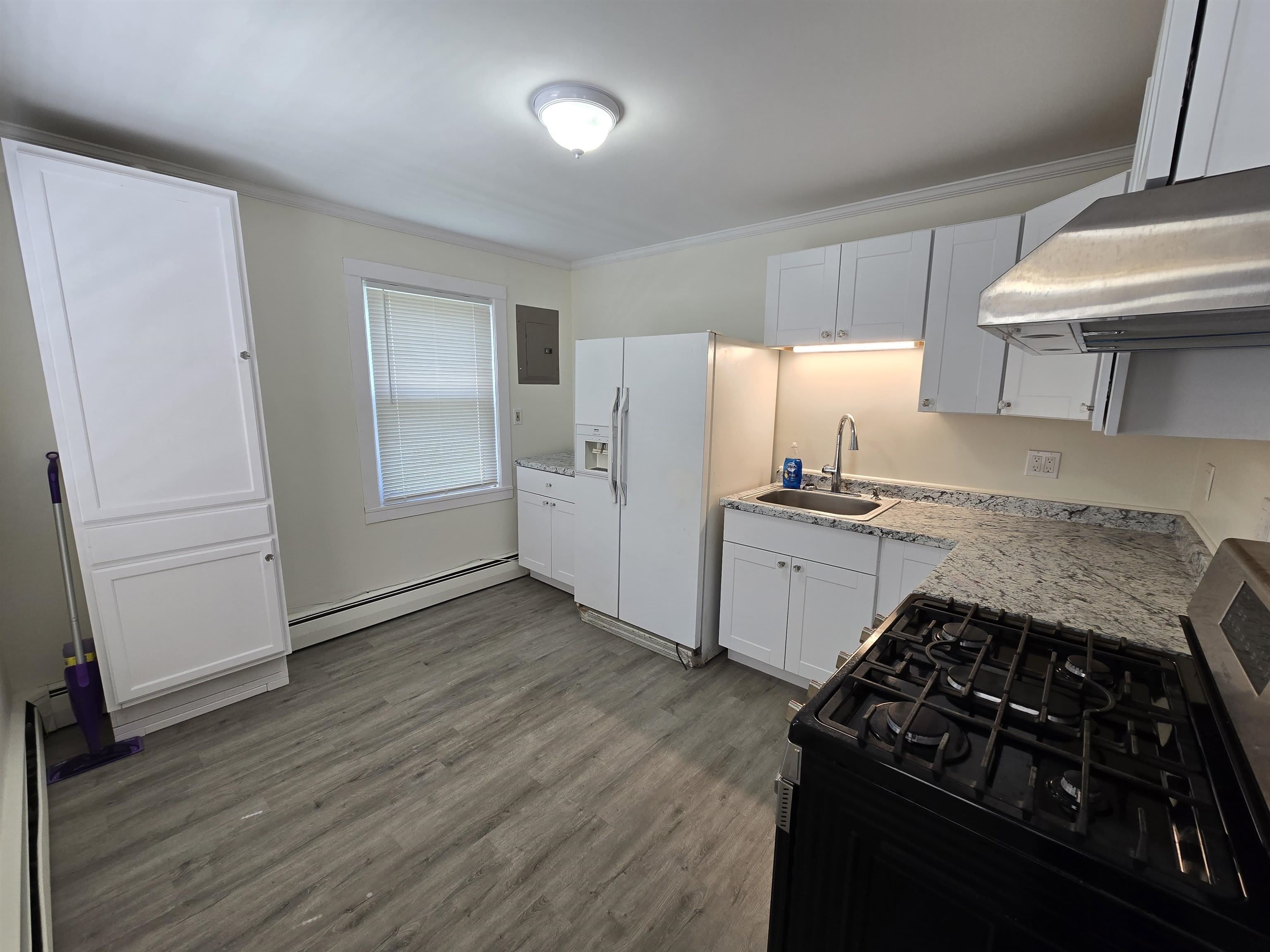 30 Halstead Street – photo 4