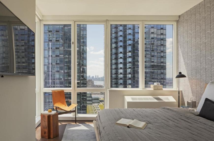 605 West 42nd Street – photo 1