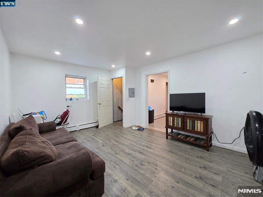 35 Gaston Avenue – photo 3