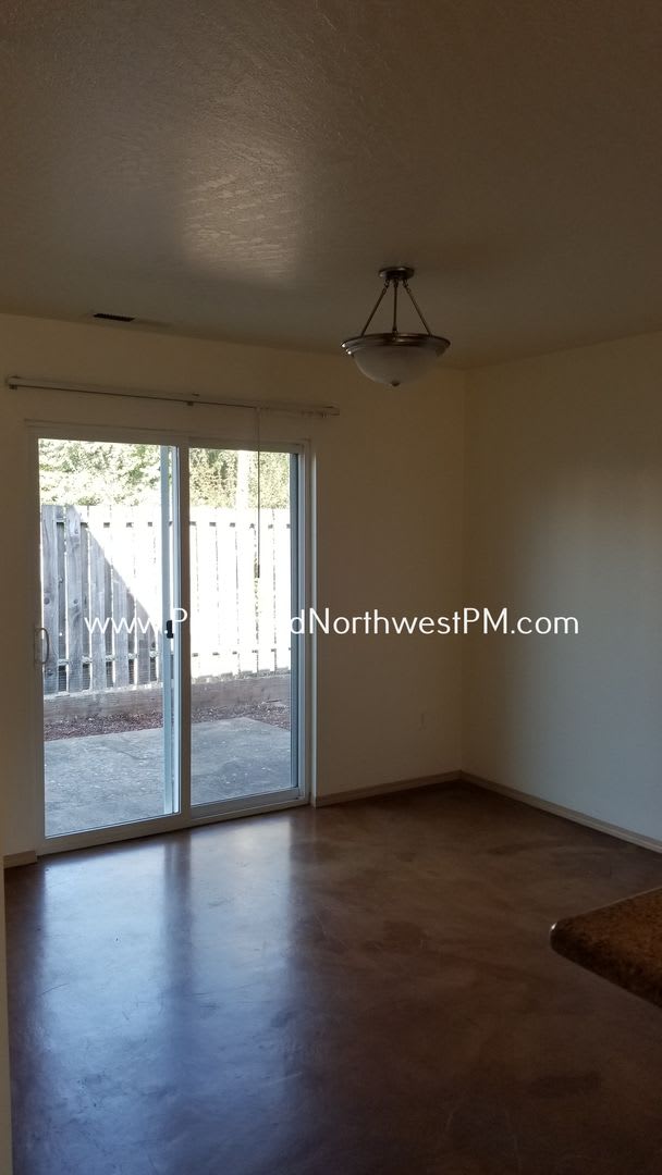 Junction City Row House – photo 5