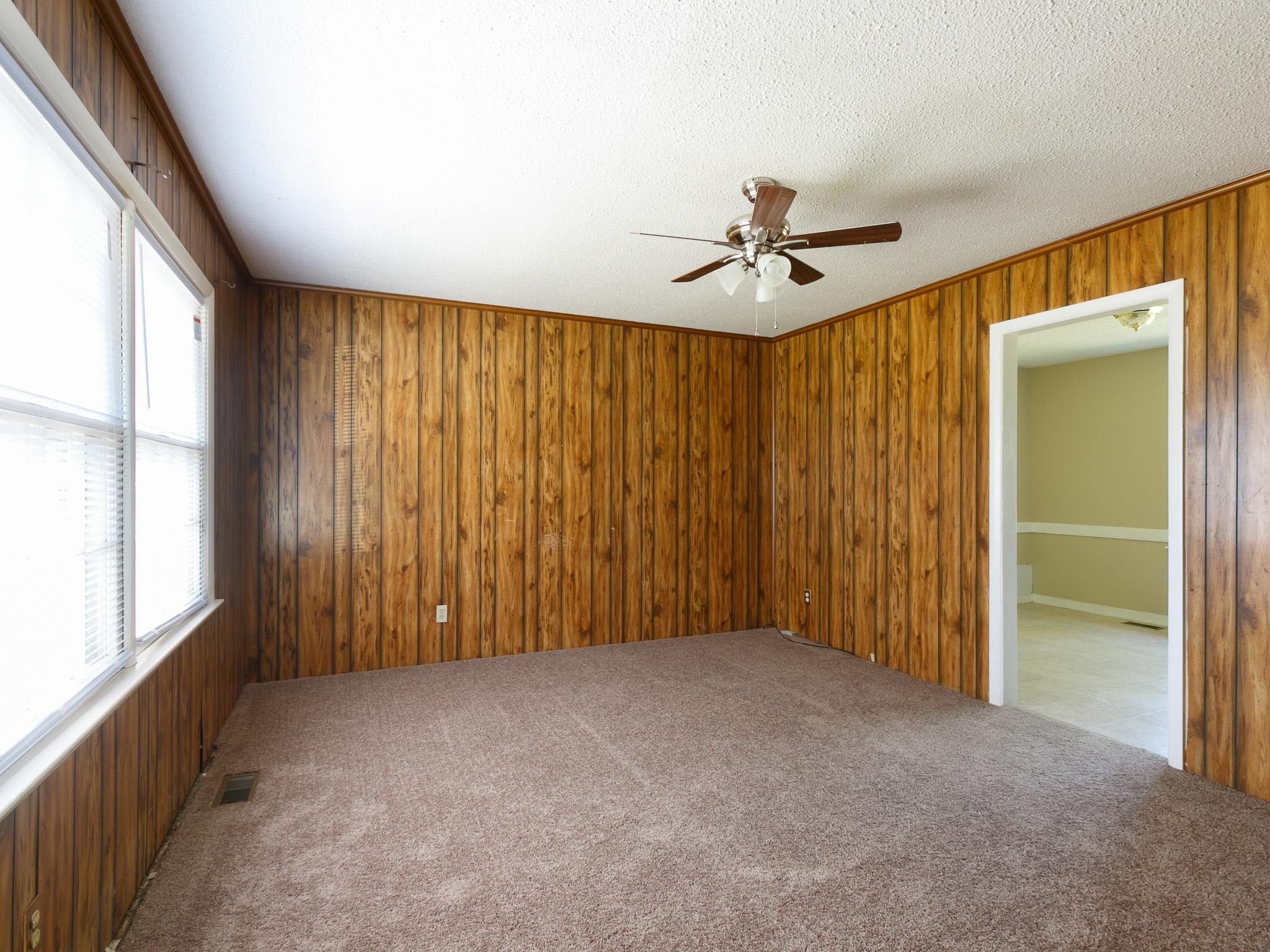 3249 Glenmore Drive – photo 4