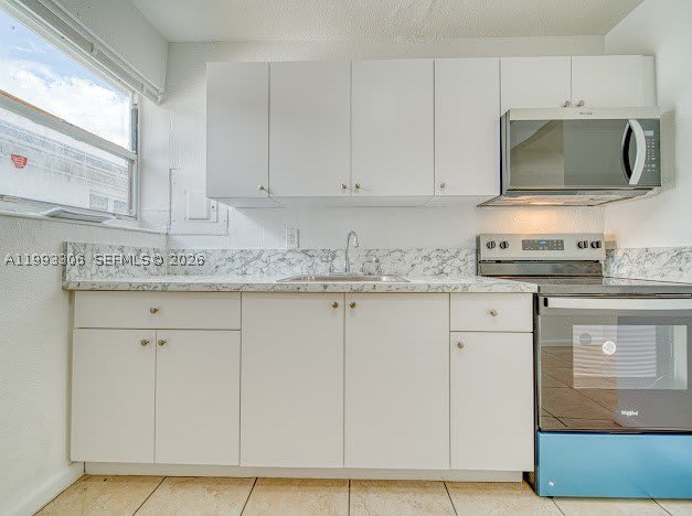 1887 NW 48th St – photo 3