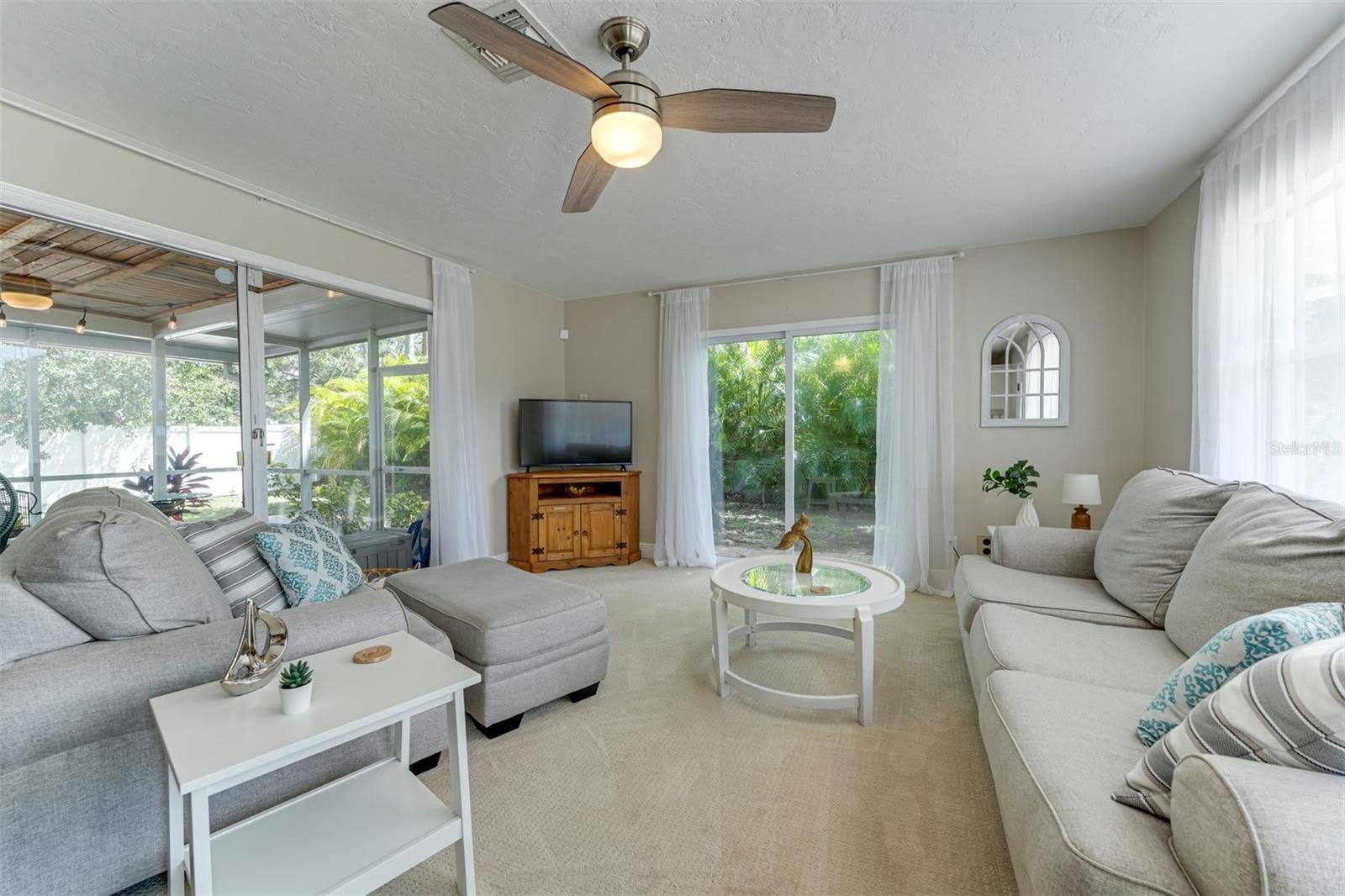 2363 MILFORD Circle – photo 2