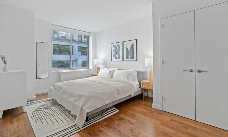 252 W 26th St – photo 4