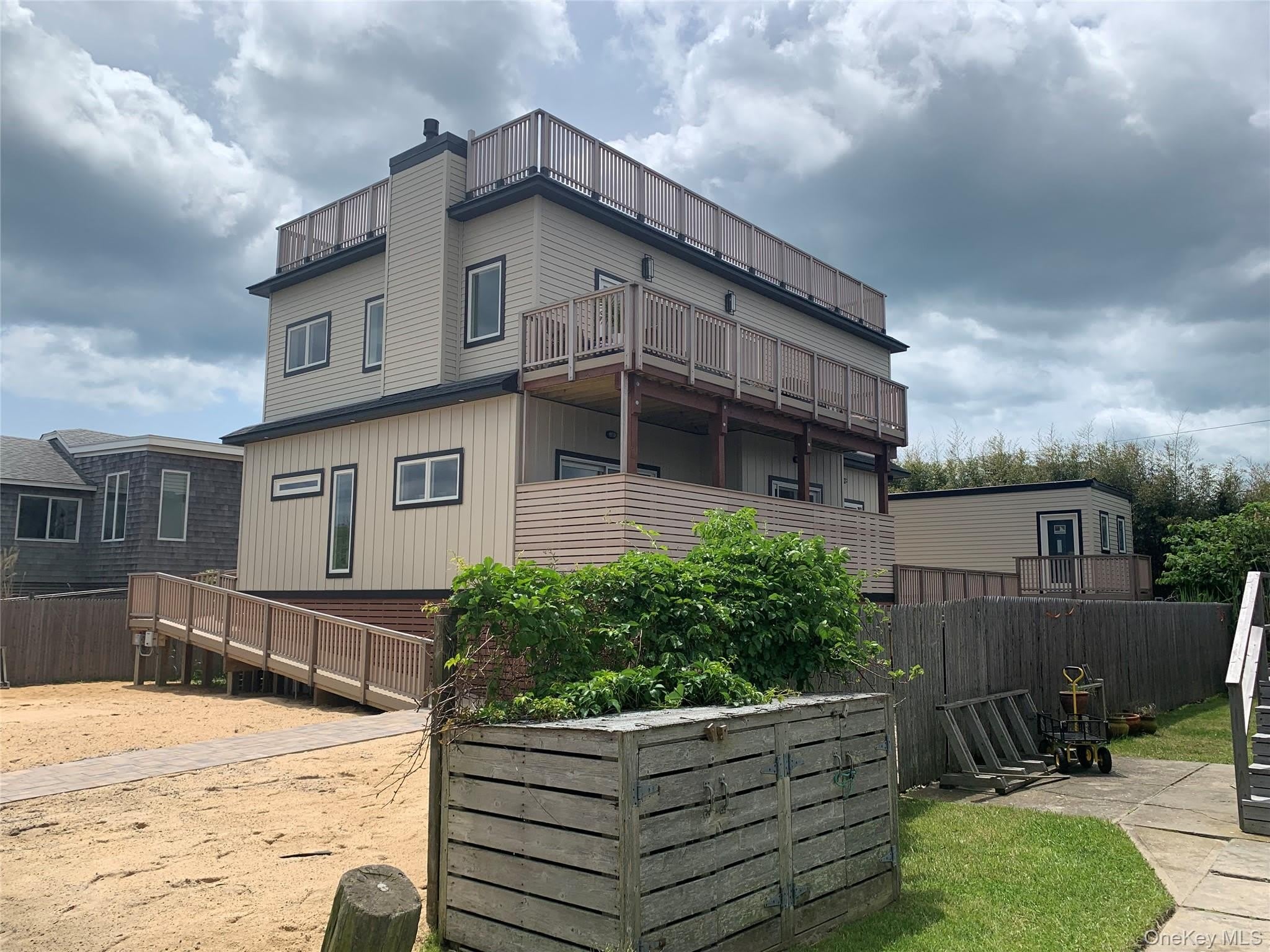 7 Atlantic Avenue – photo 1