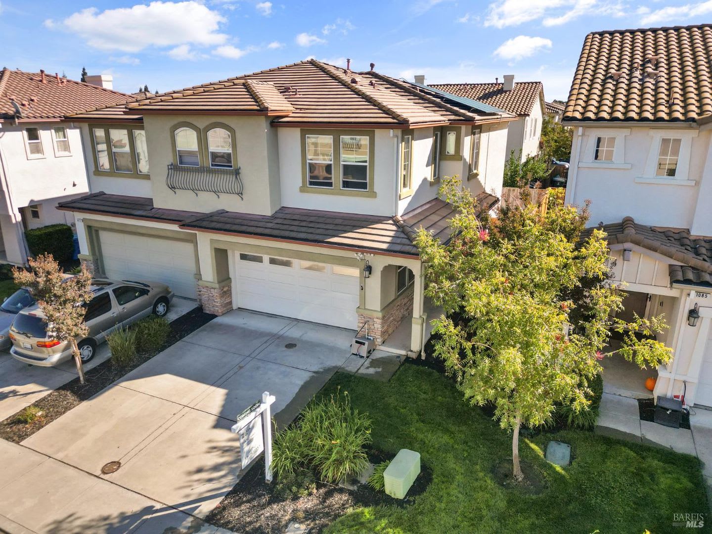 1079 Portofino Ave Modern 3Br 2 5Ba With Solar Available Now – photo 2