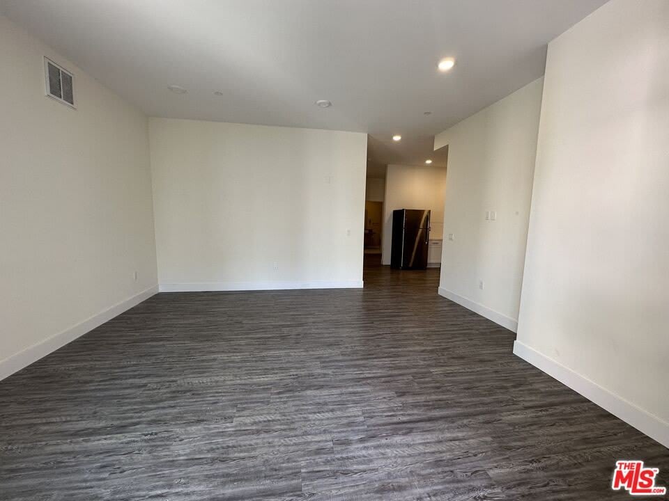 11115 Mccormick St – photo 3