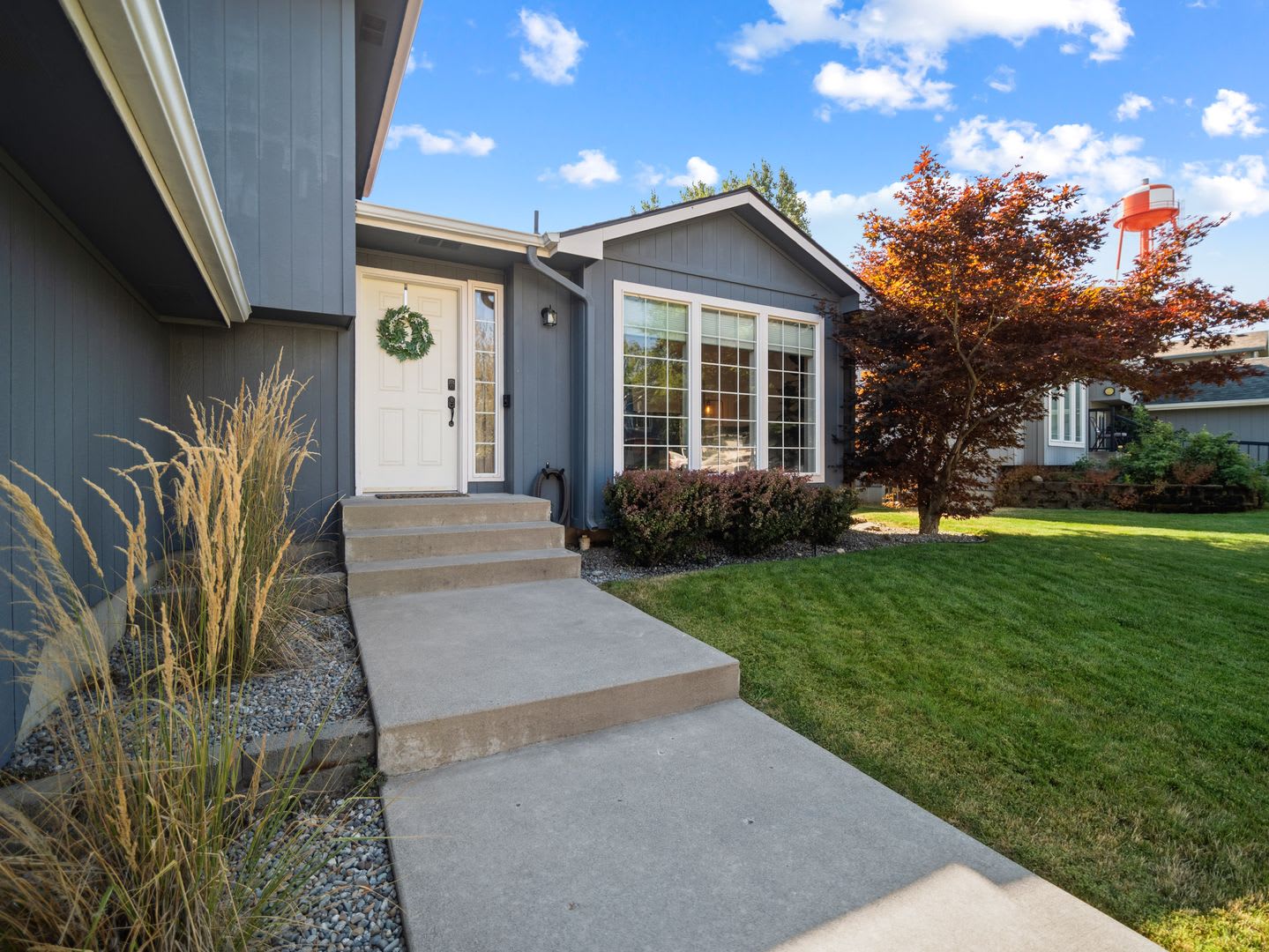 Furnished 3 Bedroom Home In Spokane Valley Comfortable Move In Ready – photo 3