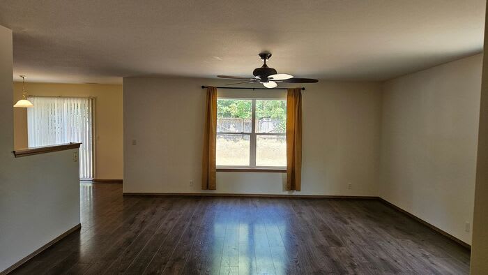 11715 212th Street East – photo 3