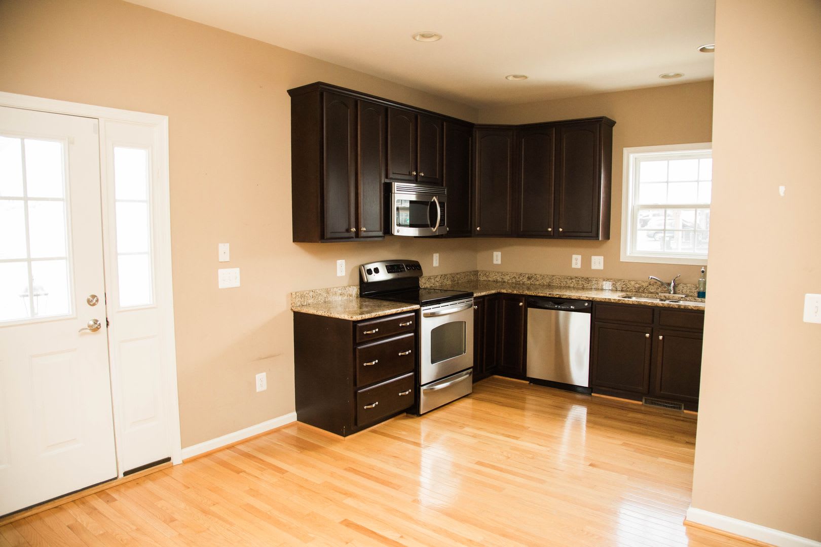 1400 Timberwood Blvd – photo 3
