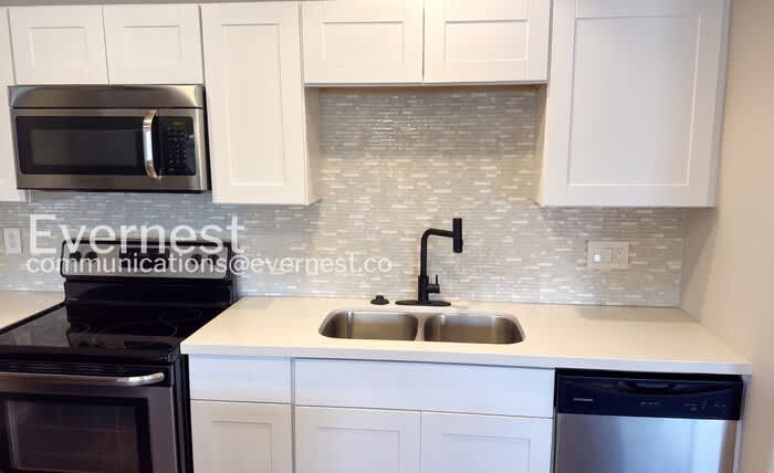 2333 East Camino Street – photo 5