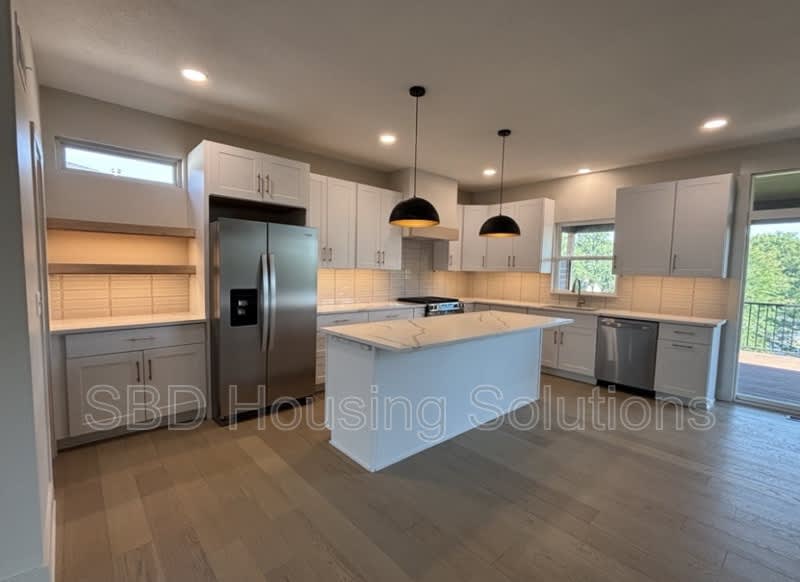 1412 NE Ernest Way – photo 5