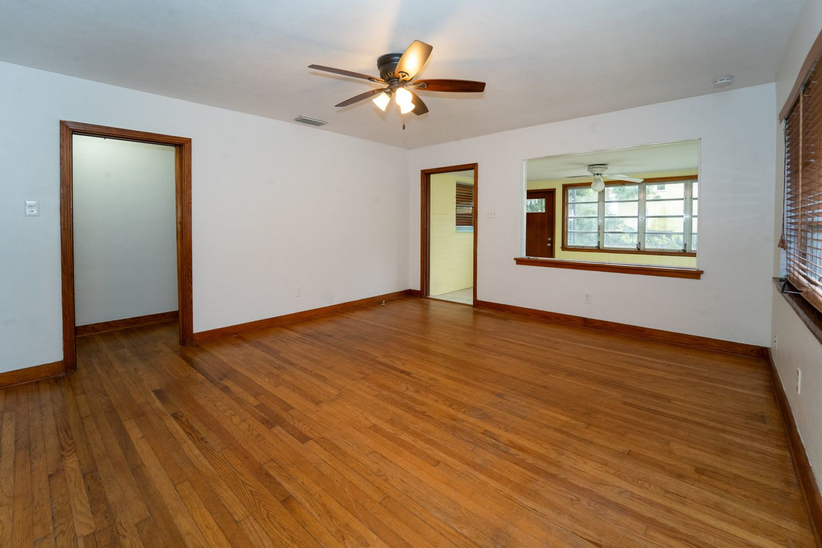 Charming 1950S 3 2 Single Family Home – photo 5