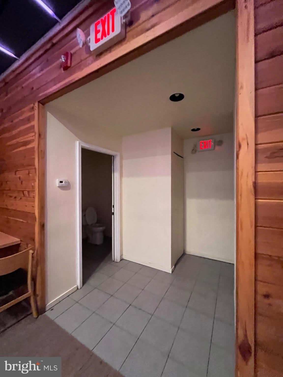 4255 MAIN Street – photo 5