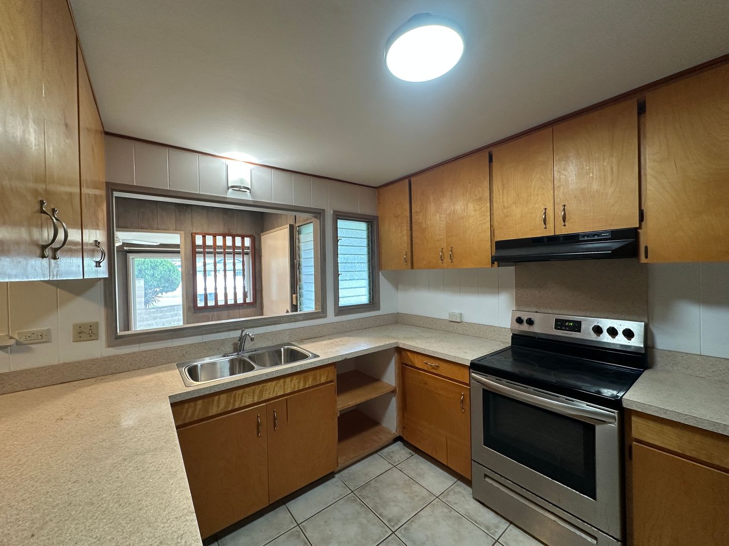 929 Maniniholo Street – photo 5
