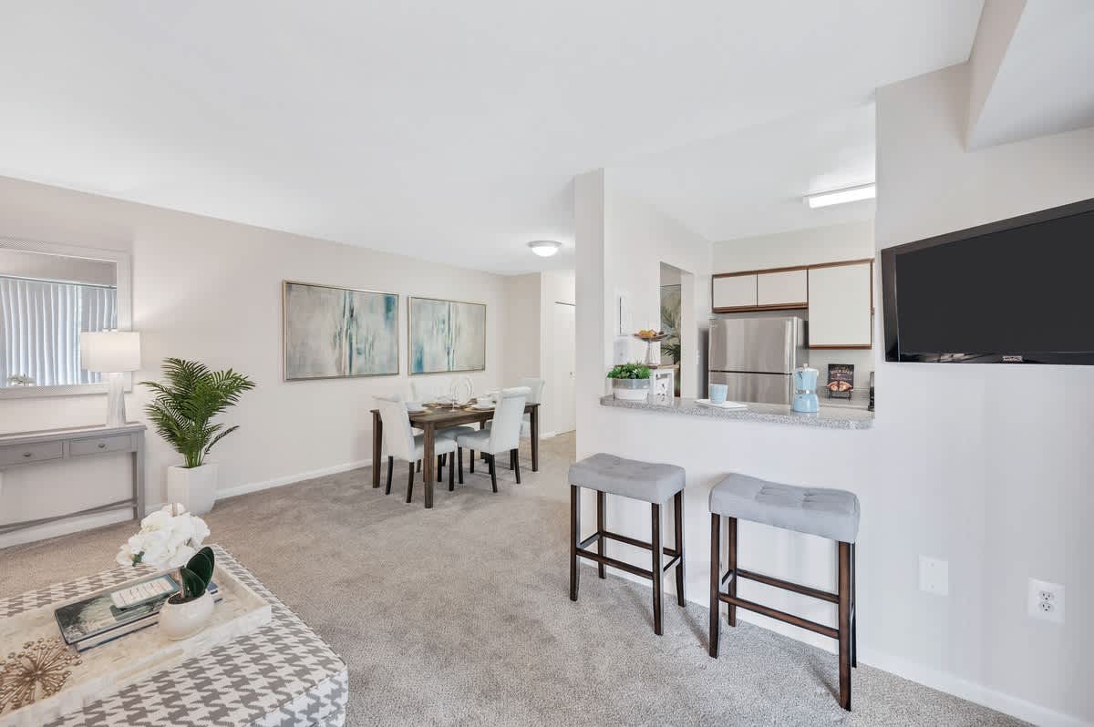 Margate Manor Apartments – photo 3