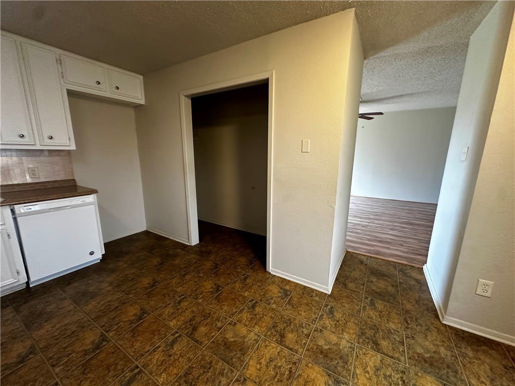 4922 Monitor Street – photo 3