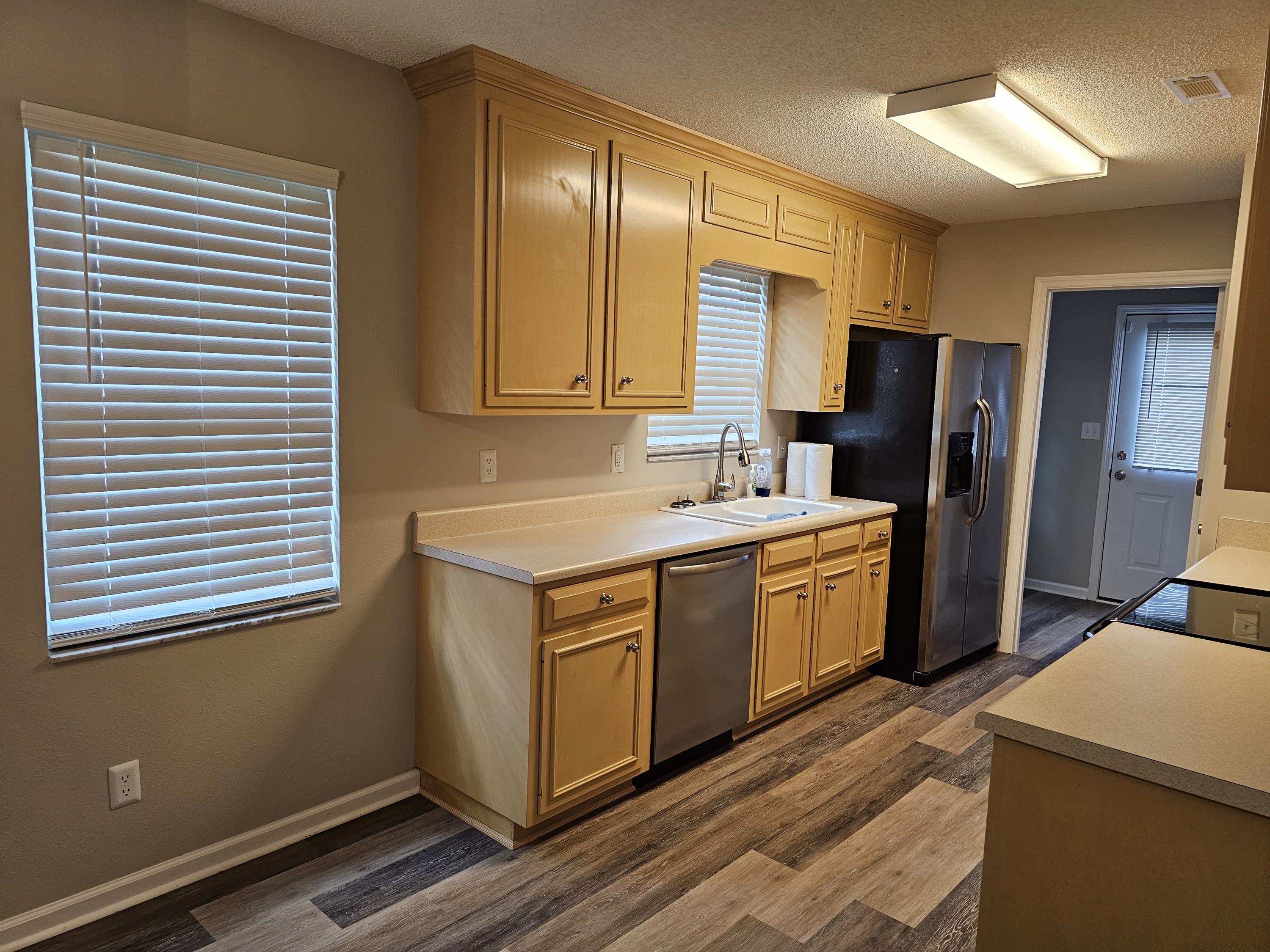 2602 Davis Avenue – photo 4