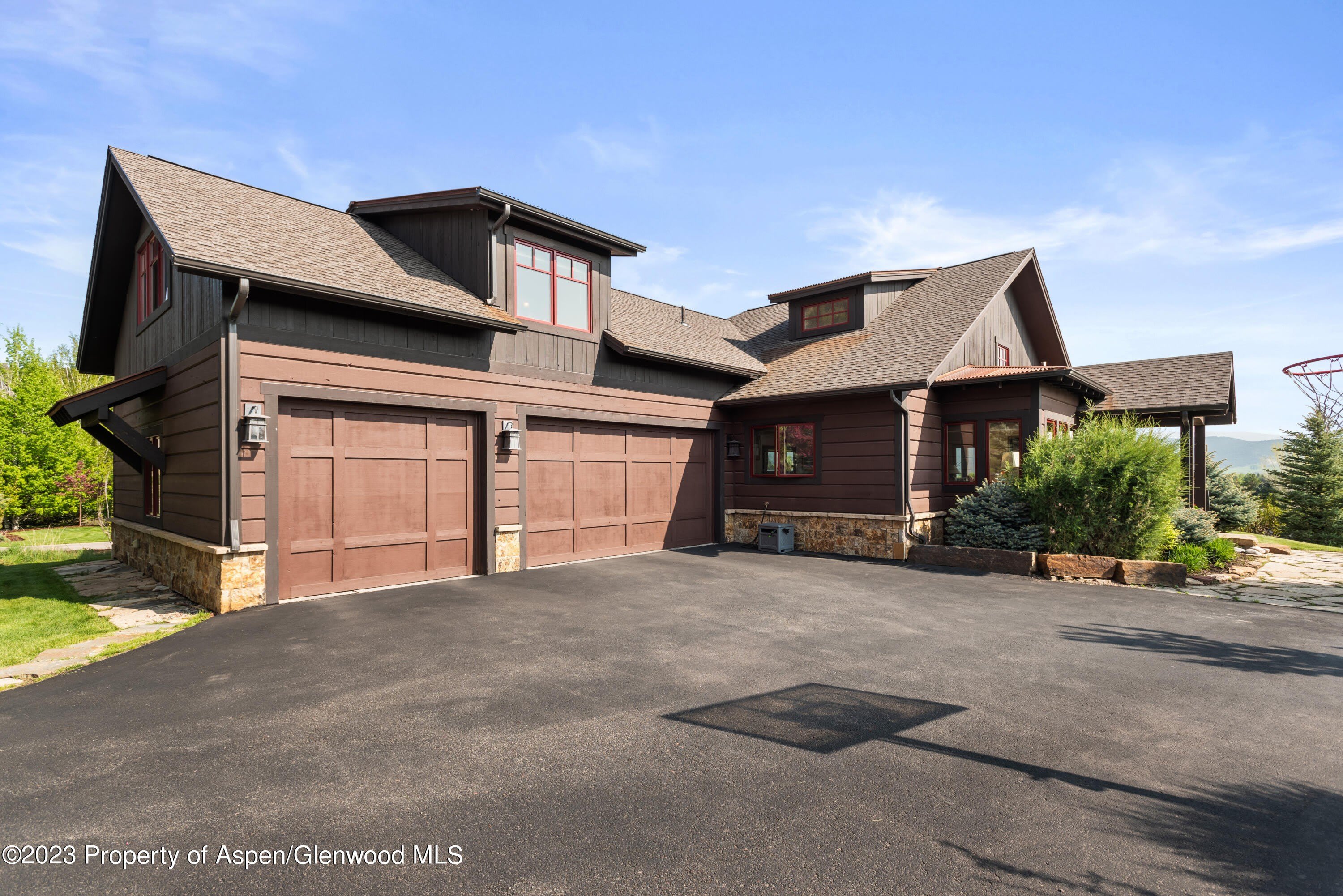 4072 Crystal Bridge Drive – photo 4