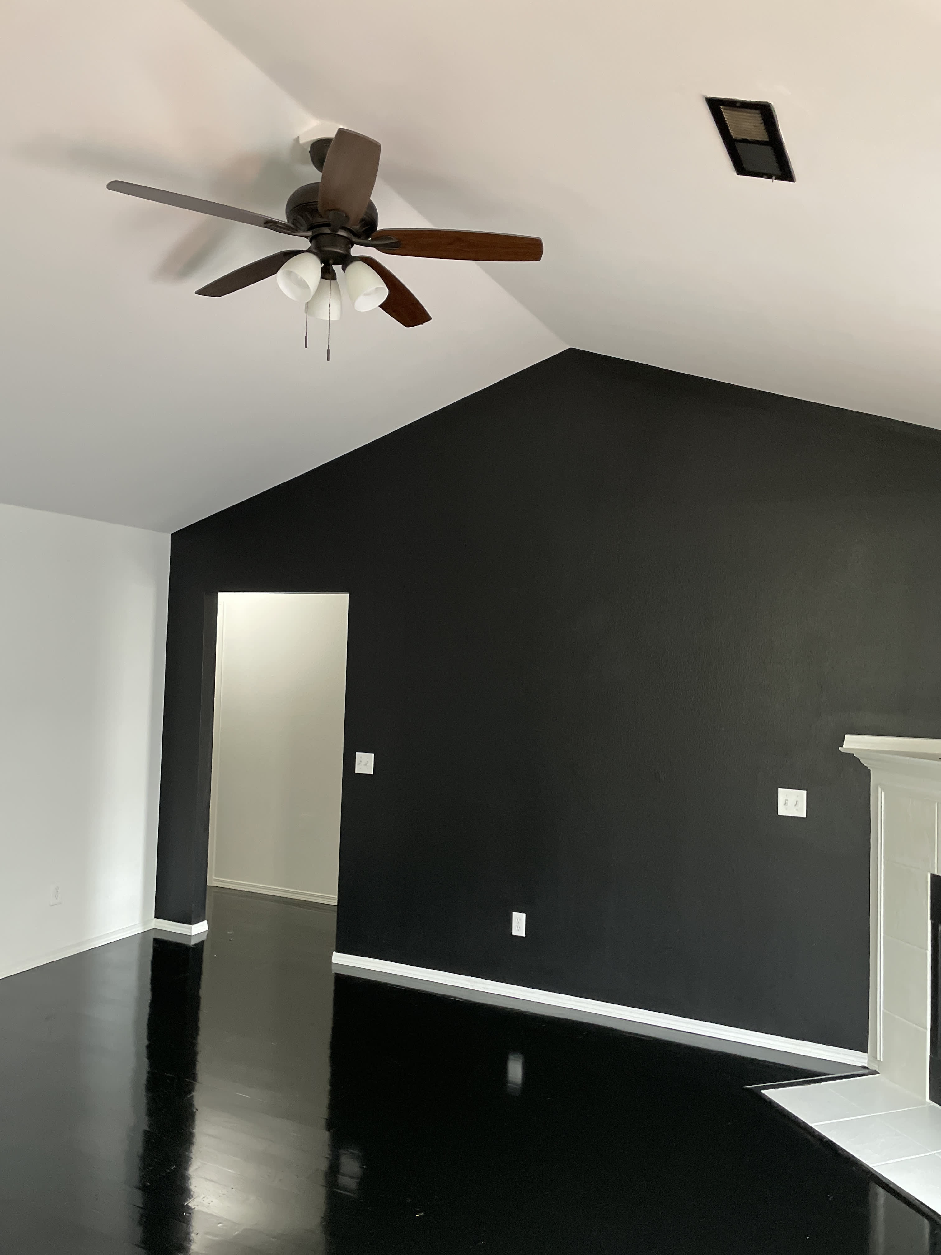 1607 Cresent St – photo 2