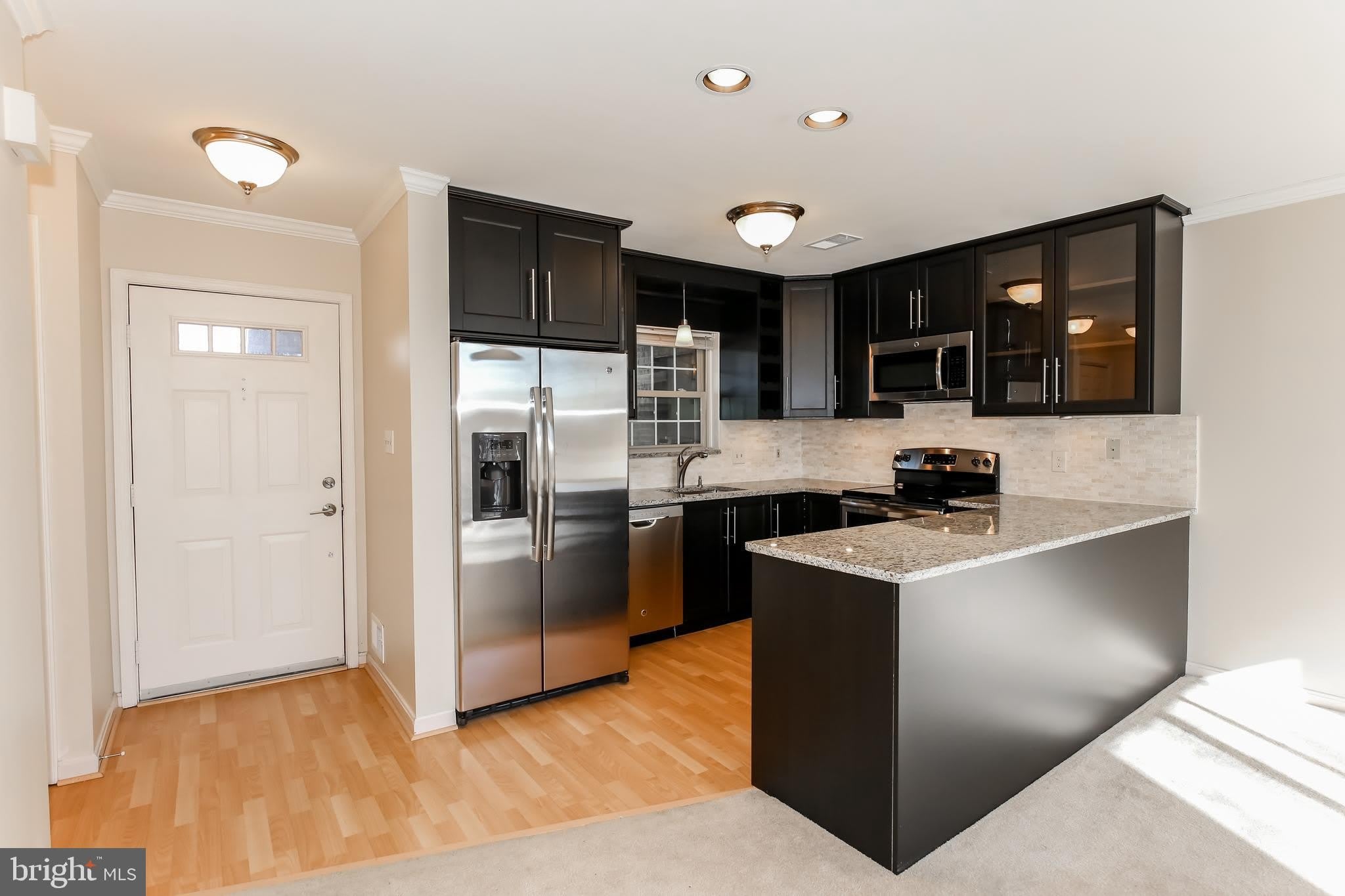 947 S SCOTT Street – photo 1