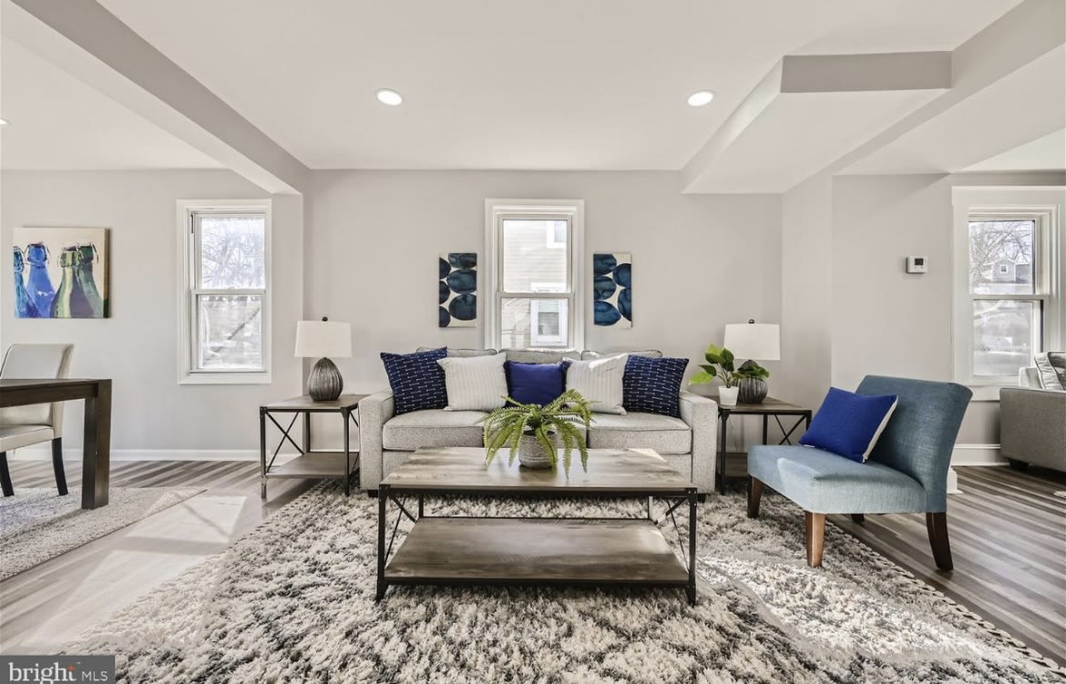 5213 Midwood Avenue – photo 1
