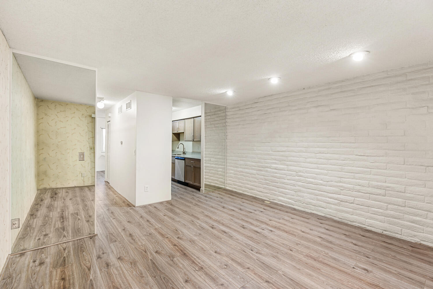 1060 S. Parker RoadUnit 5 – photo 5