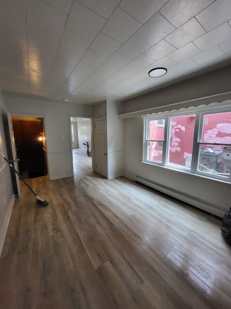 Spacious downtown Columbia Home 3BR/2/BA – photo 2
