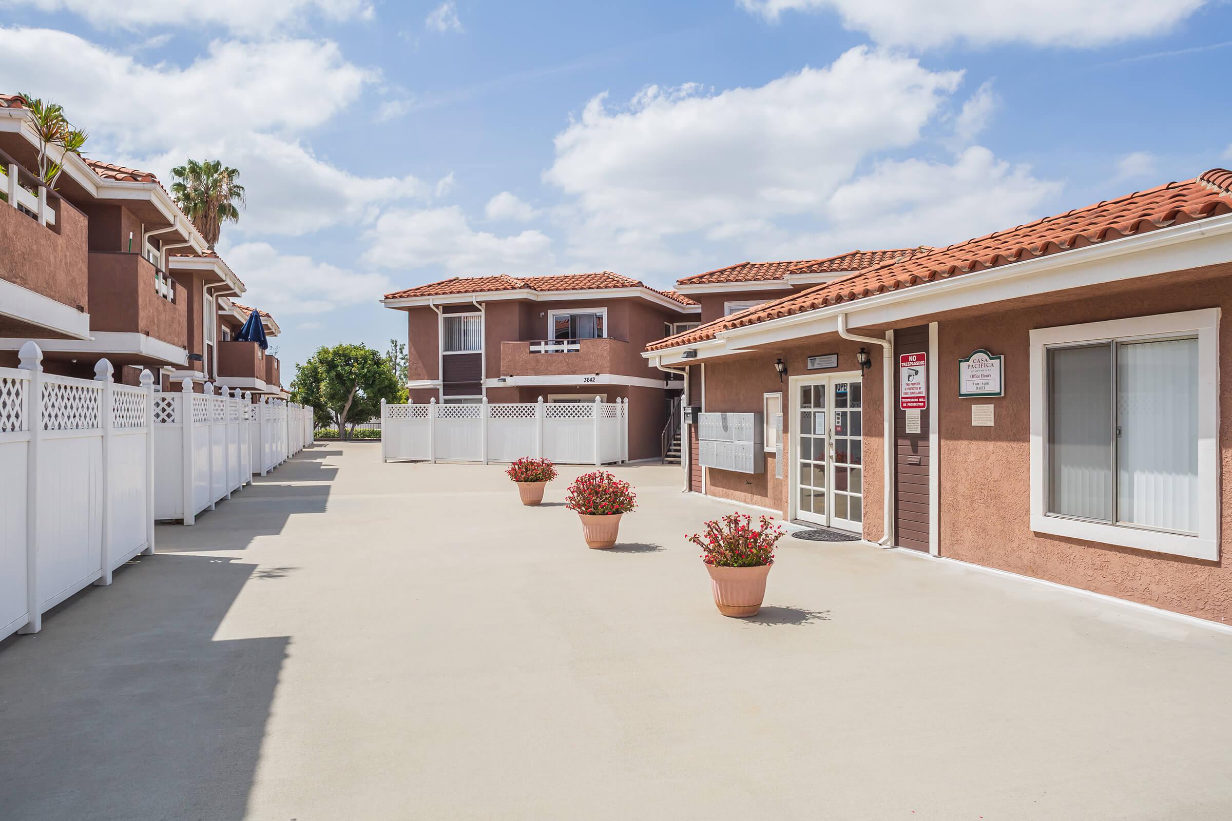 Casa Pacifica Apartment Homes – photo 4