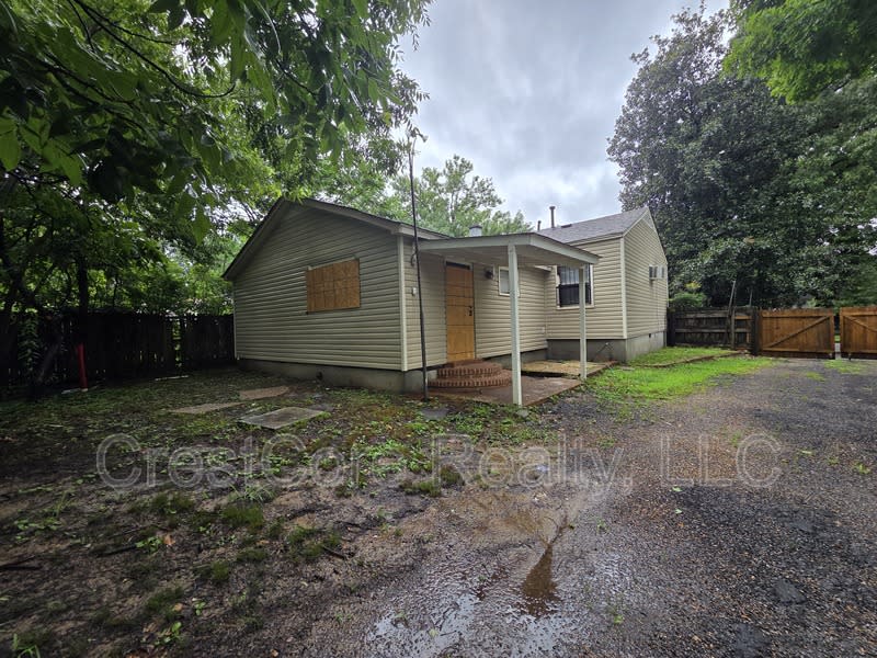 1706 Echles St – photo 4