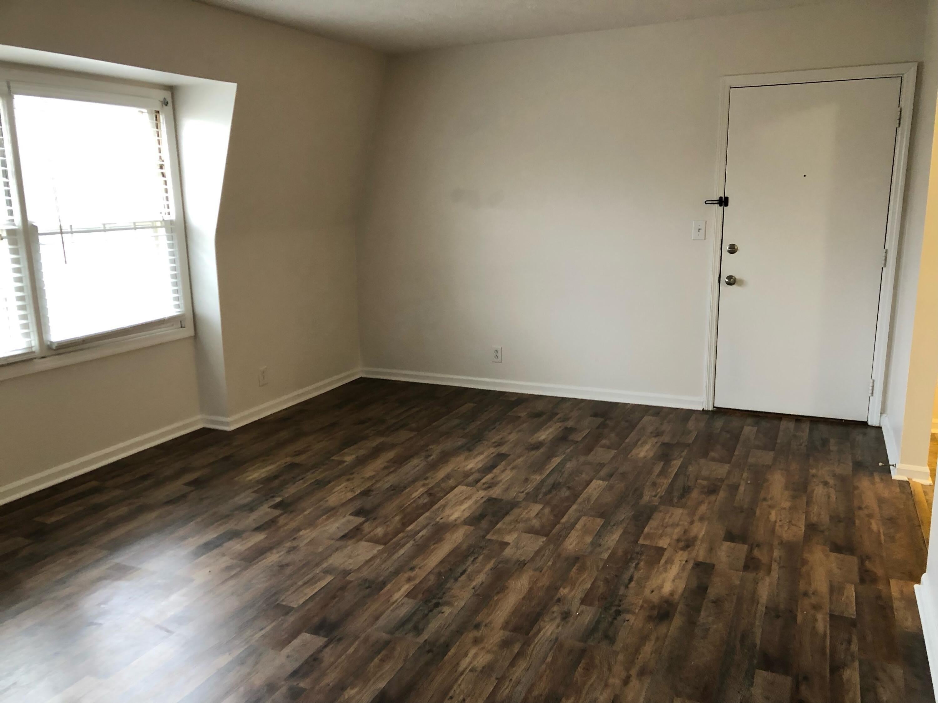 904 Plaza Drive – photo 4